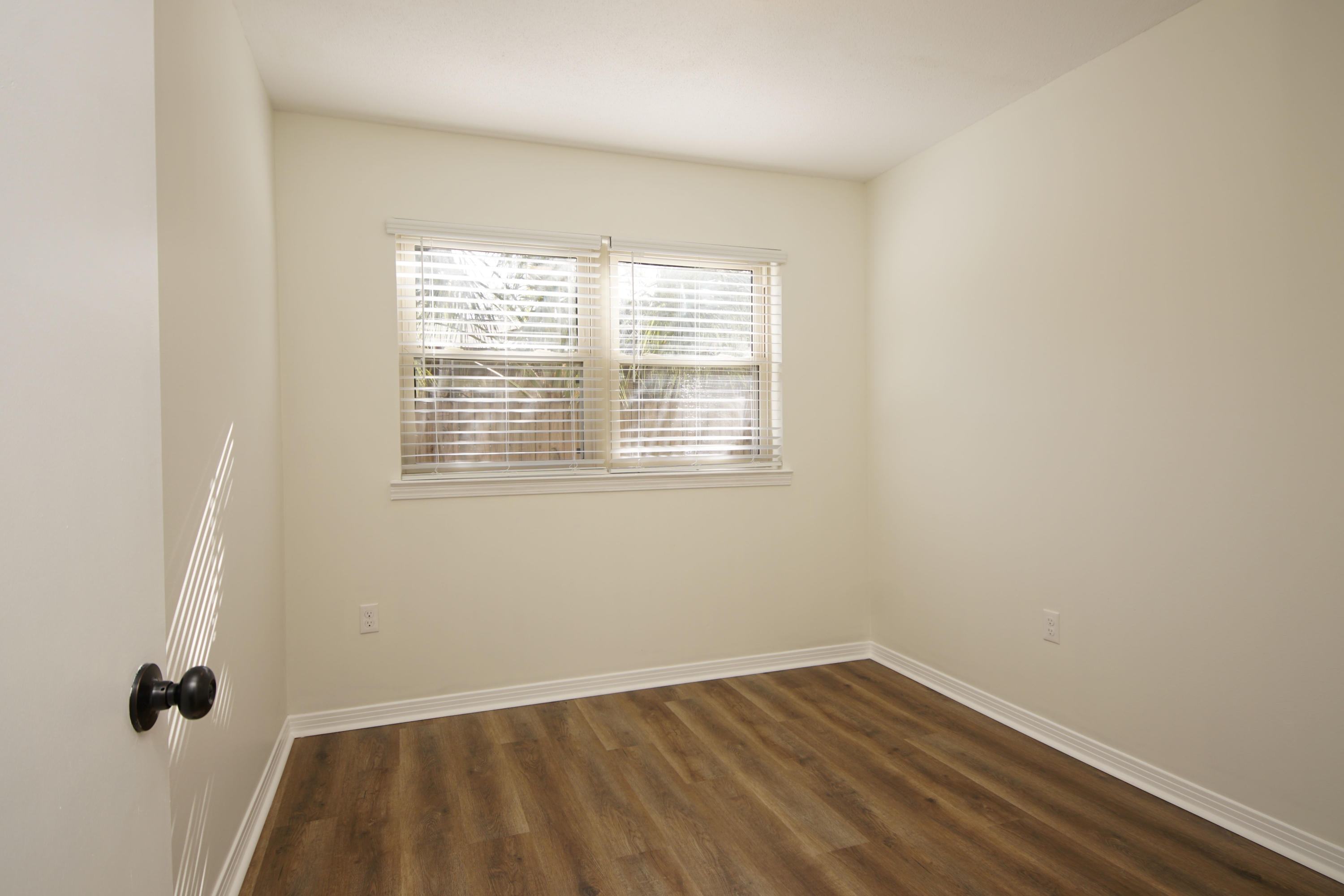 KENWOODSouth Range 24 (242000.00) - Residential