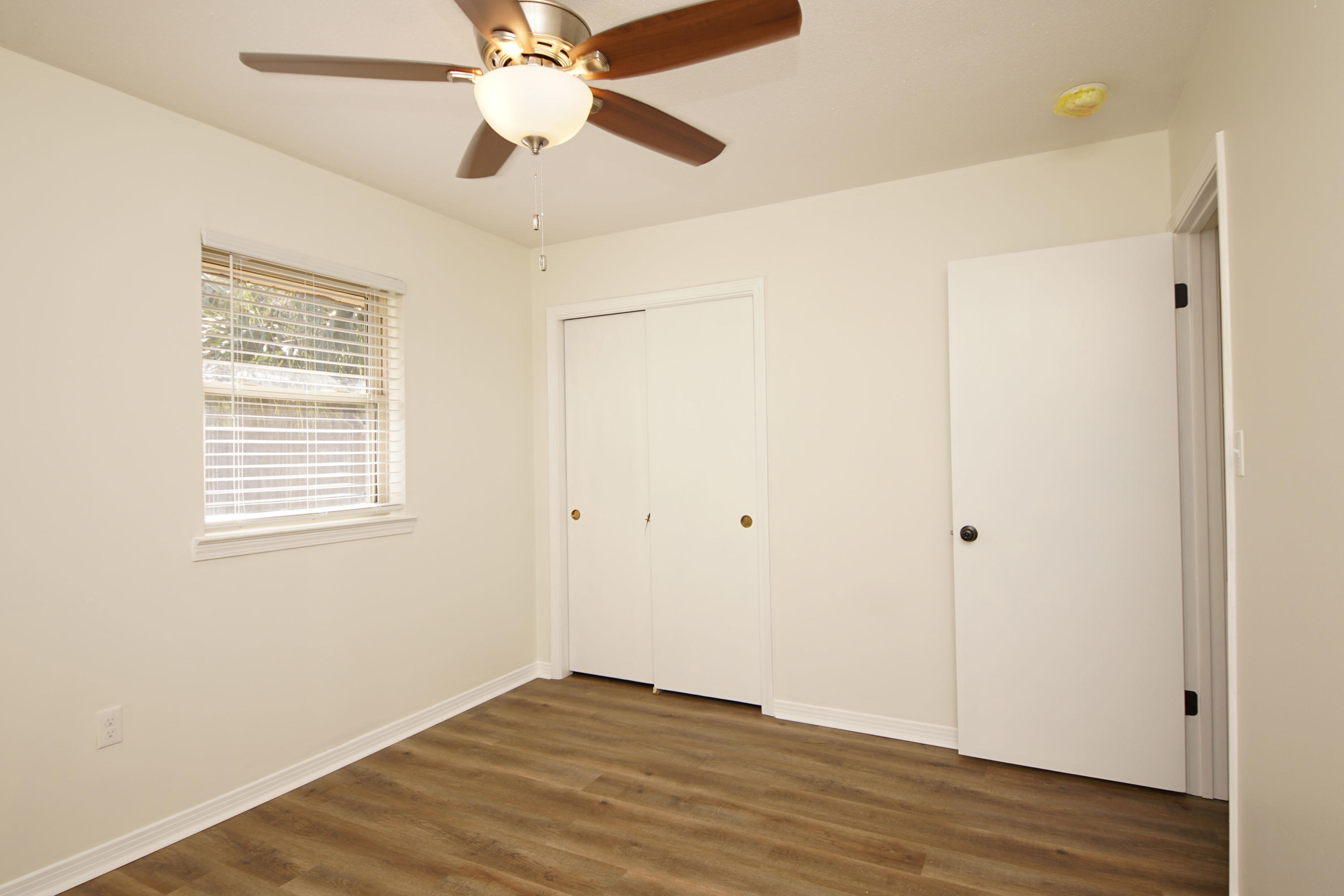 KENWOODSouth Range 24 (242000.00) - Residential