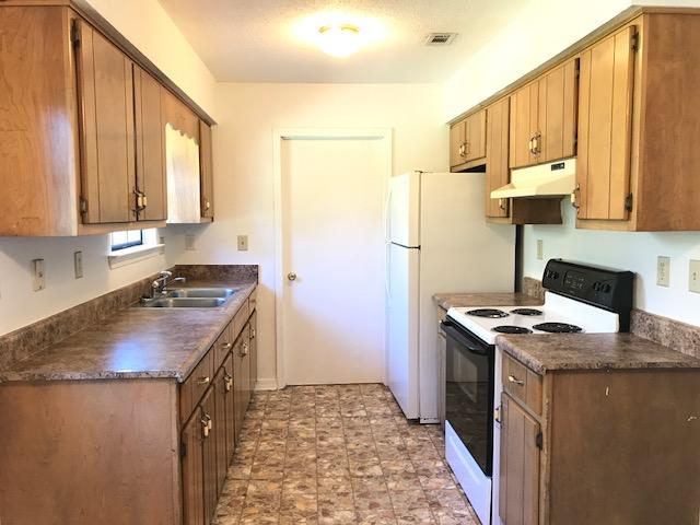 METES & BOUNDS - Residential Lease