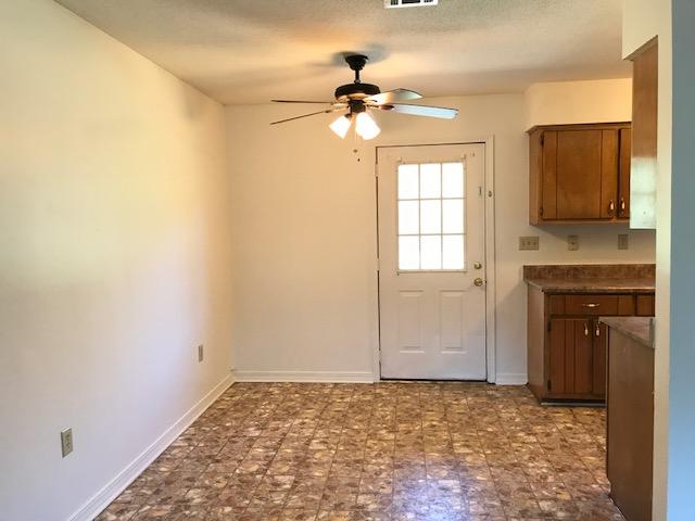 METES & BOUNDS - Residential Lease