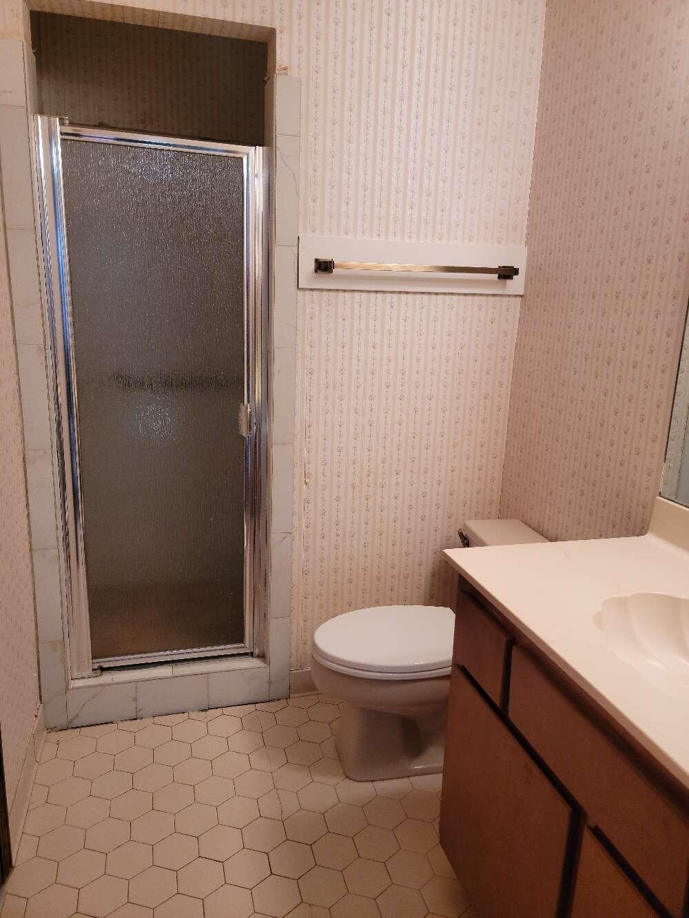 BAY PARK MANOR THE - Residential