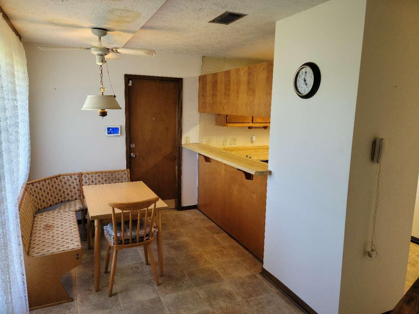 BAY PARK MANOR THE - Residential