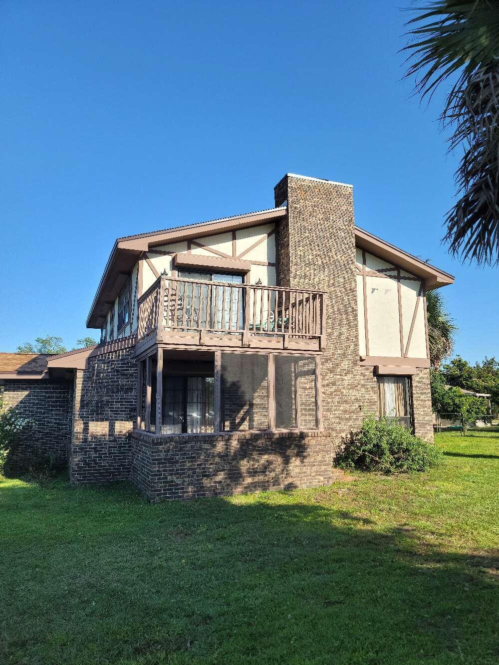 BAY PARK MANOR THE - Residential