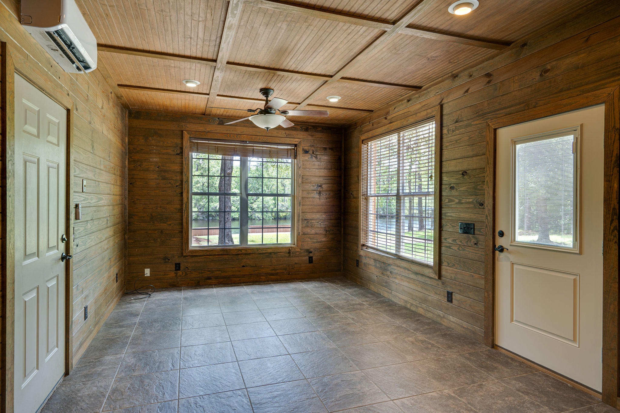 4843 County Highway 3280 - Residential