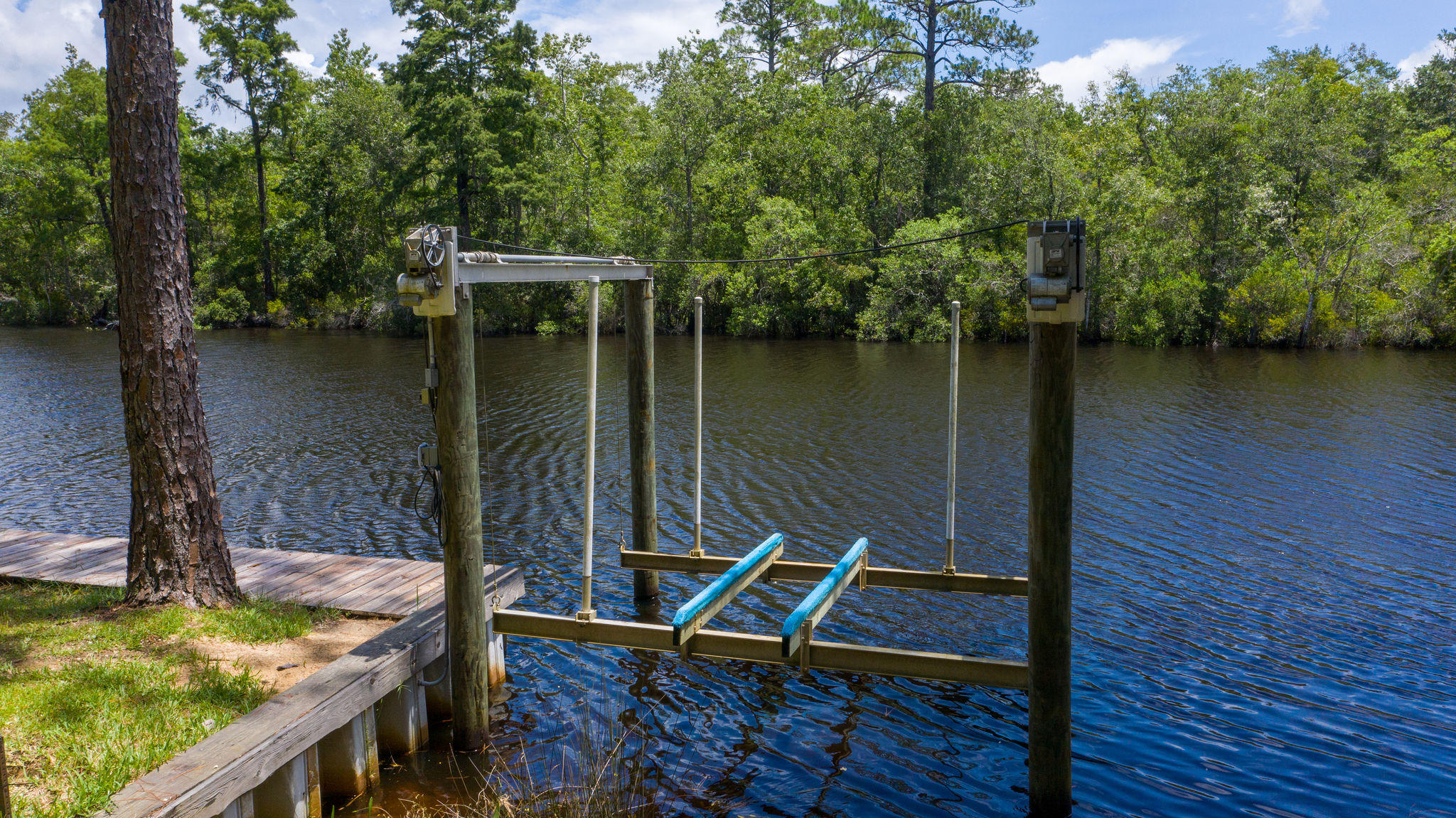 4843 County Highway 3280 - Residential