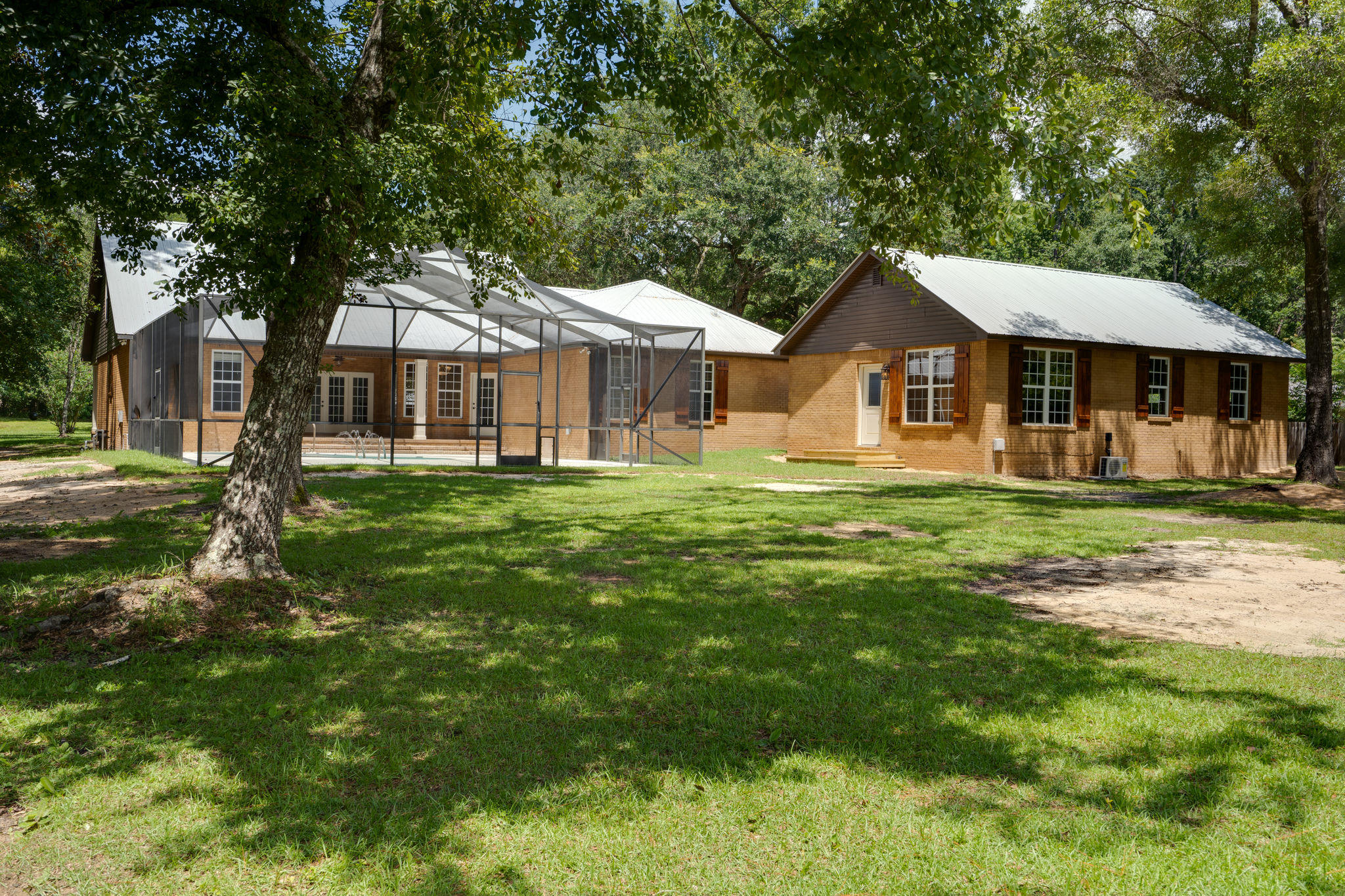 4843 County Highway 3280 - Residential