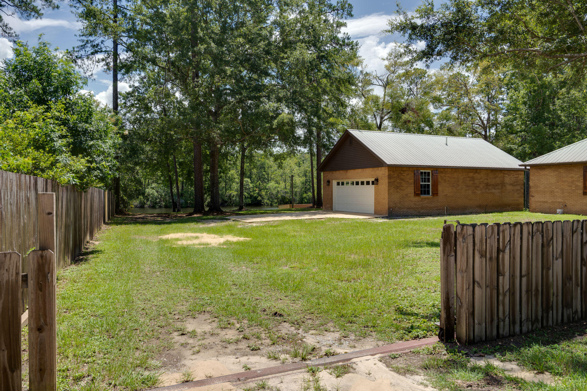 4843 County Highway 3280 - Residential