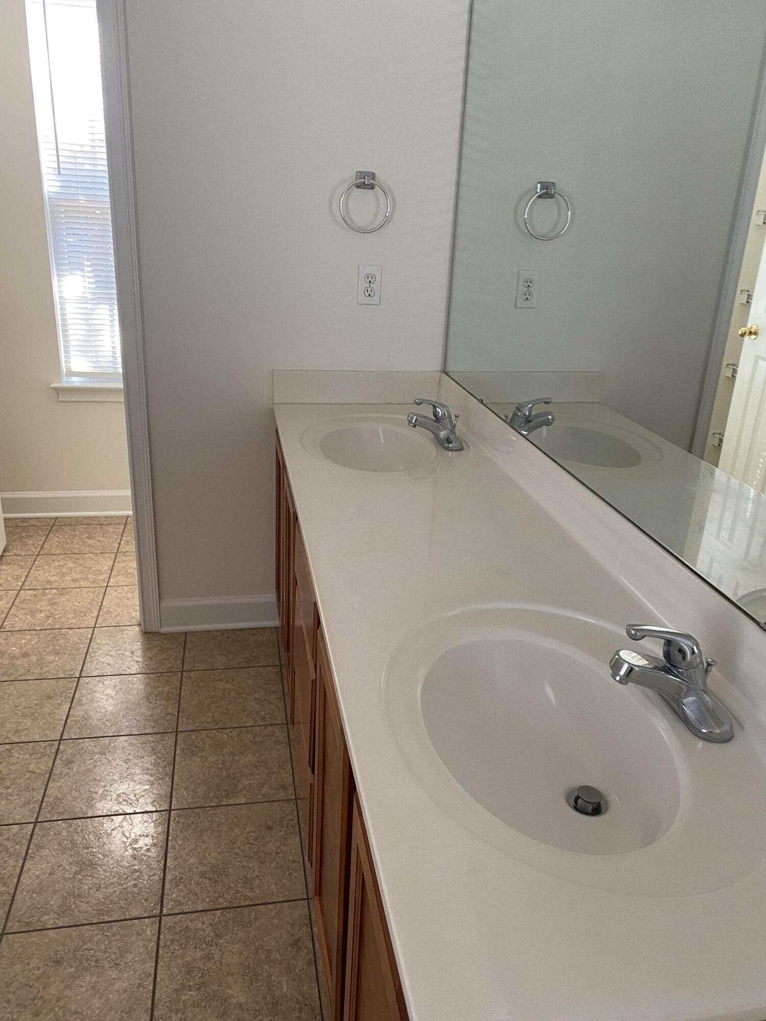 SUMMERWOOD - Residential