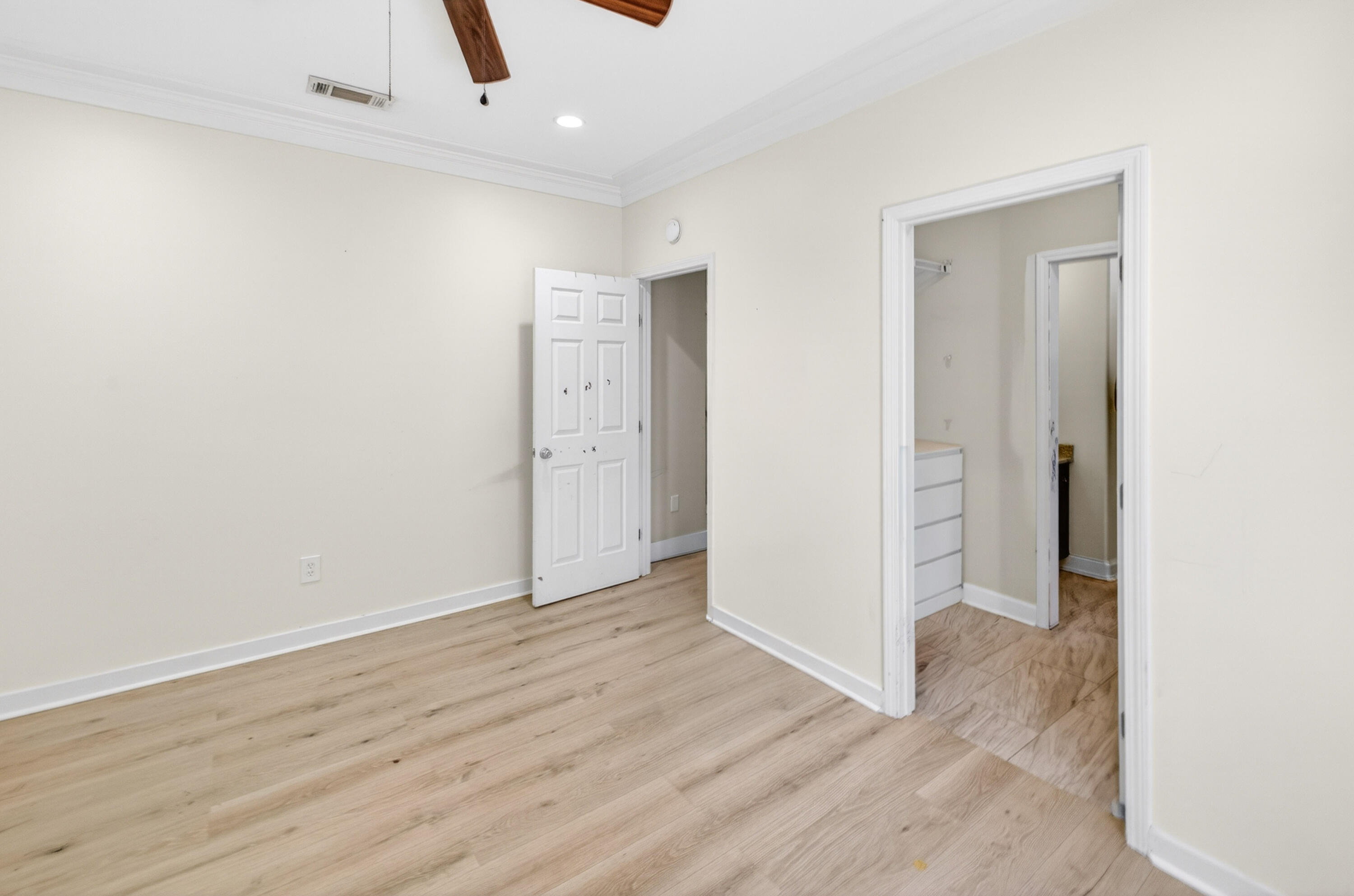 SHALLOWS S/D THE - Residential