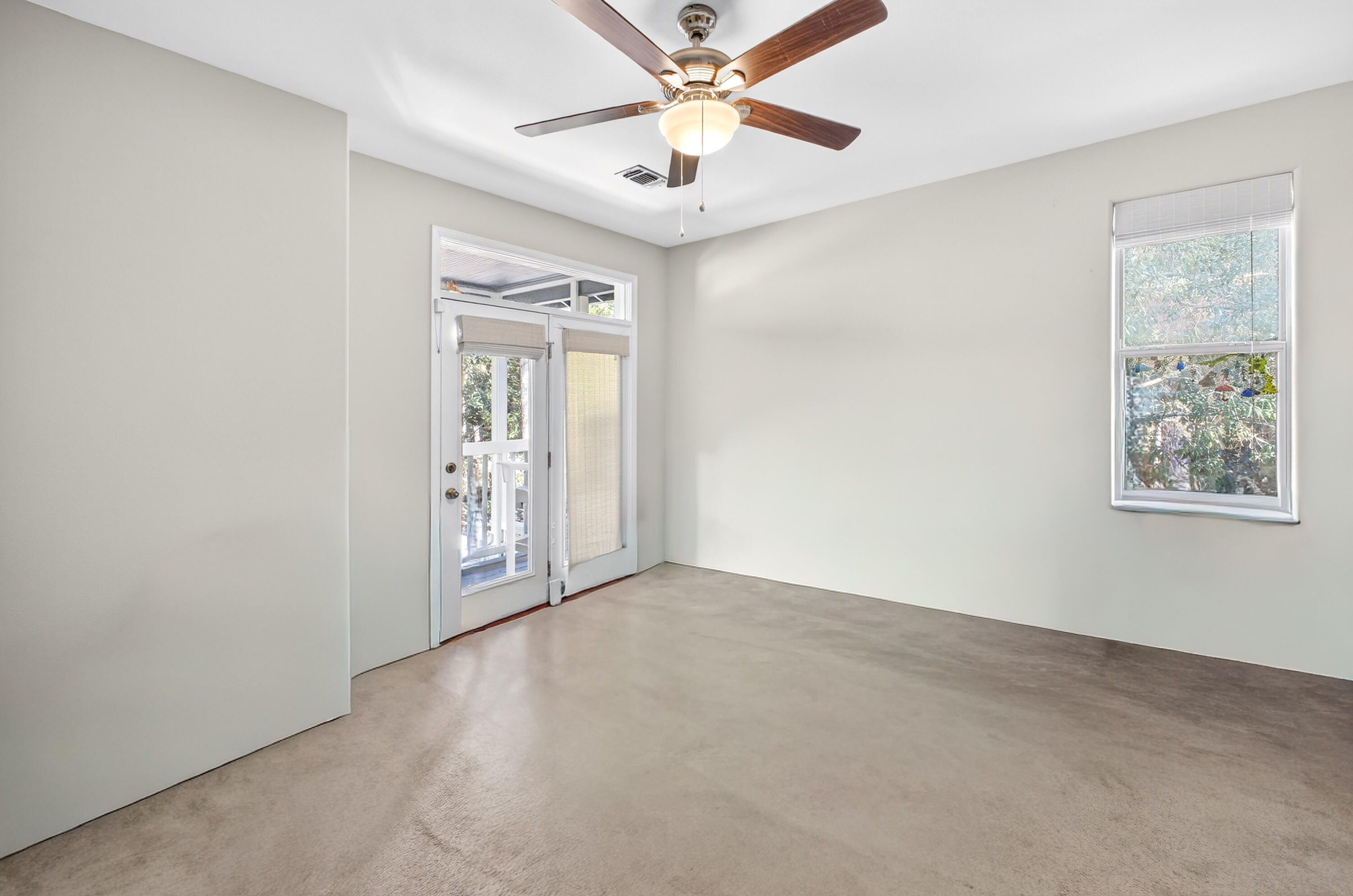 SHALLOWS S/D THE - Residential