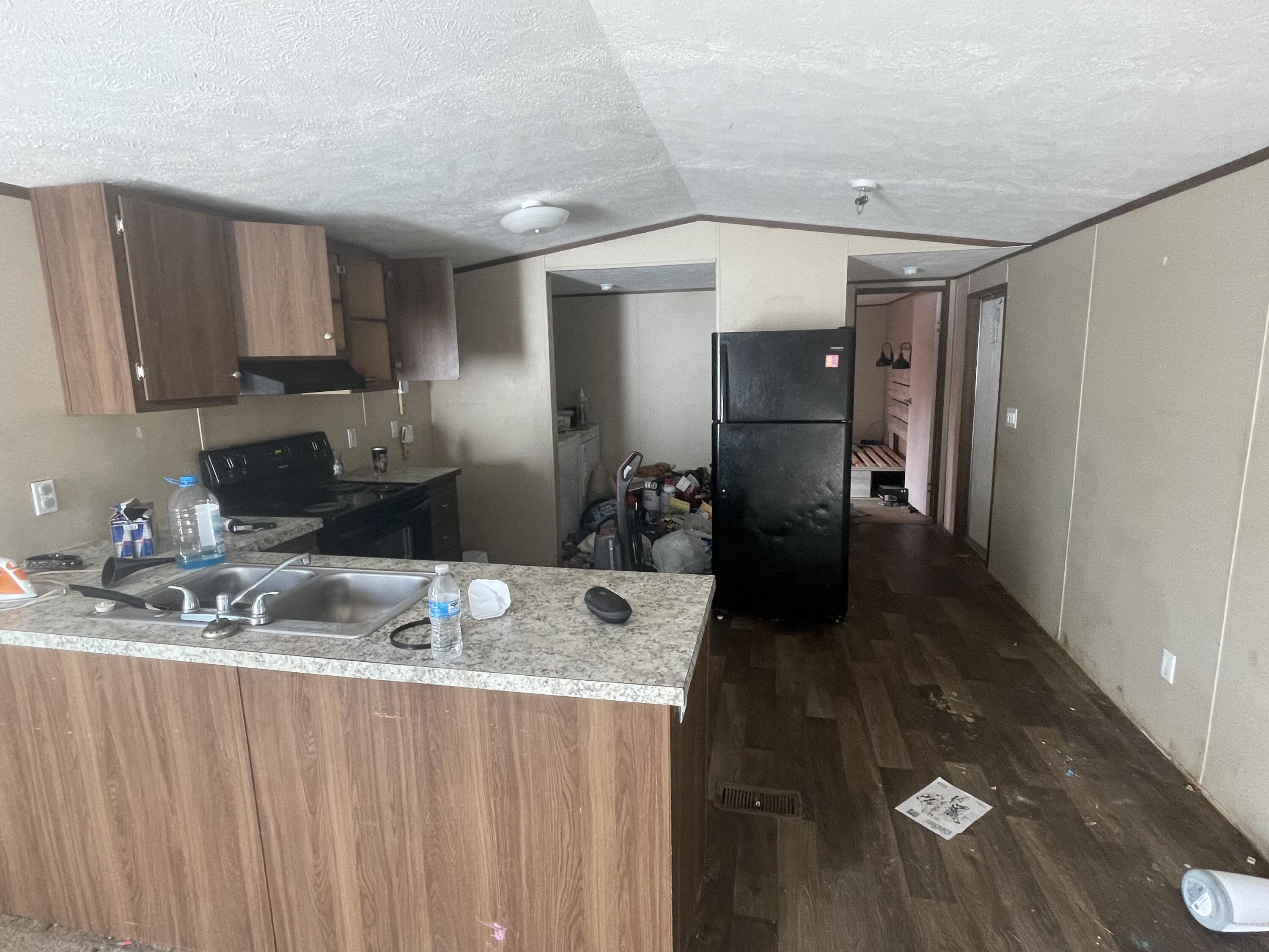 TRIPLE LAKES ESTATES - Residential