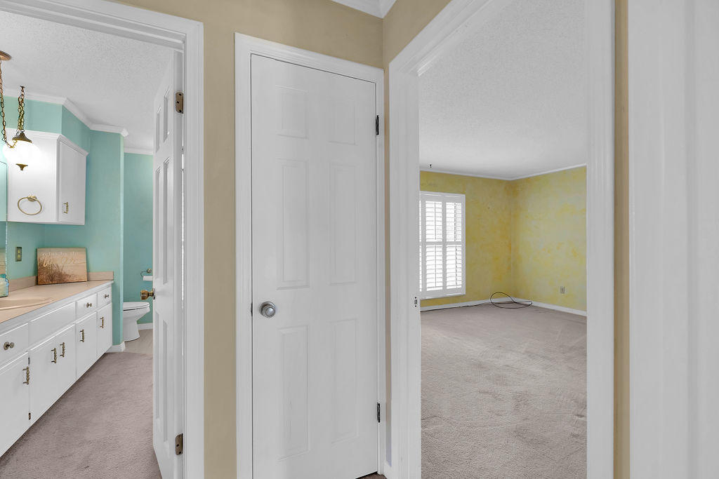 LAKE LORRAINE ESTATES - Residential