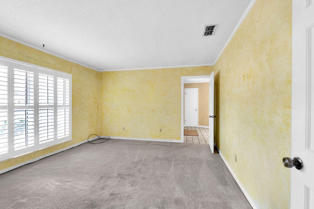 LAKE LORRAINE ESTATES - Residential