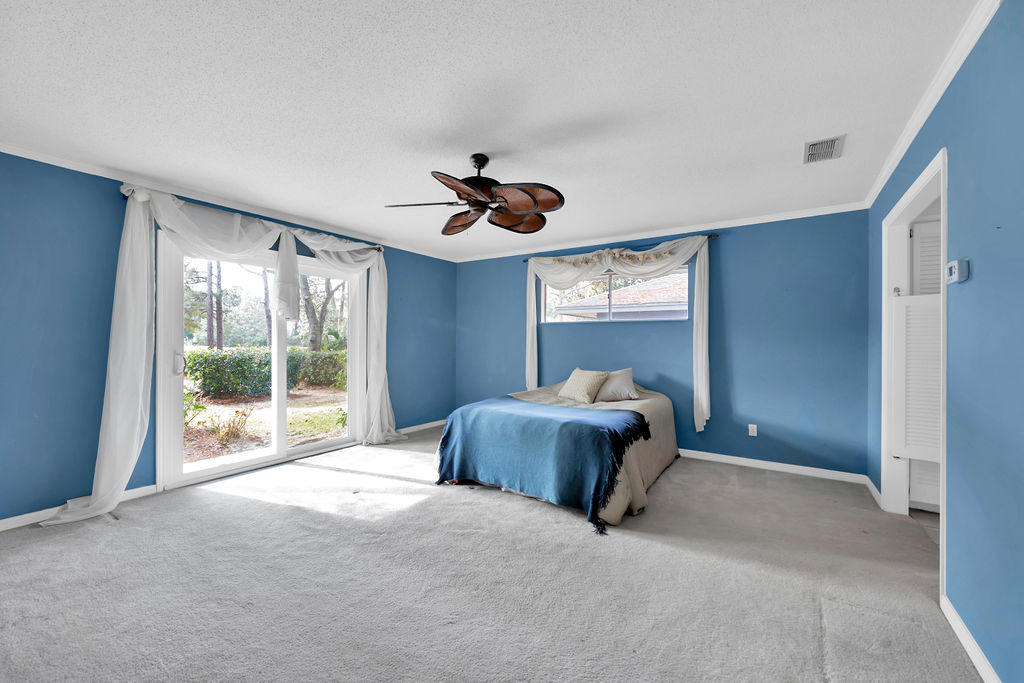 LAKE LORRAINE ESTATES - Residential