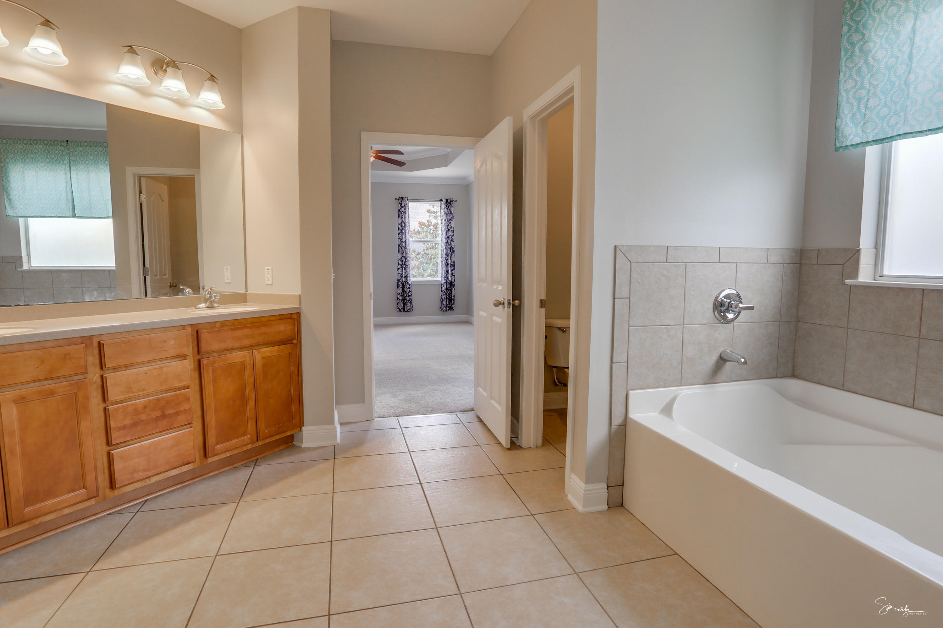 ROLLING RIDGE S/D - Residential