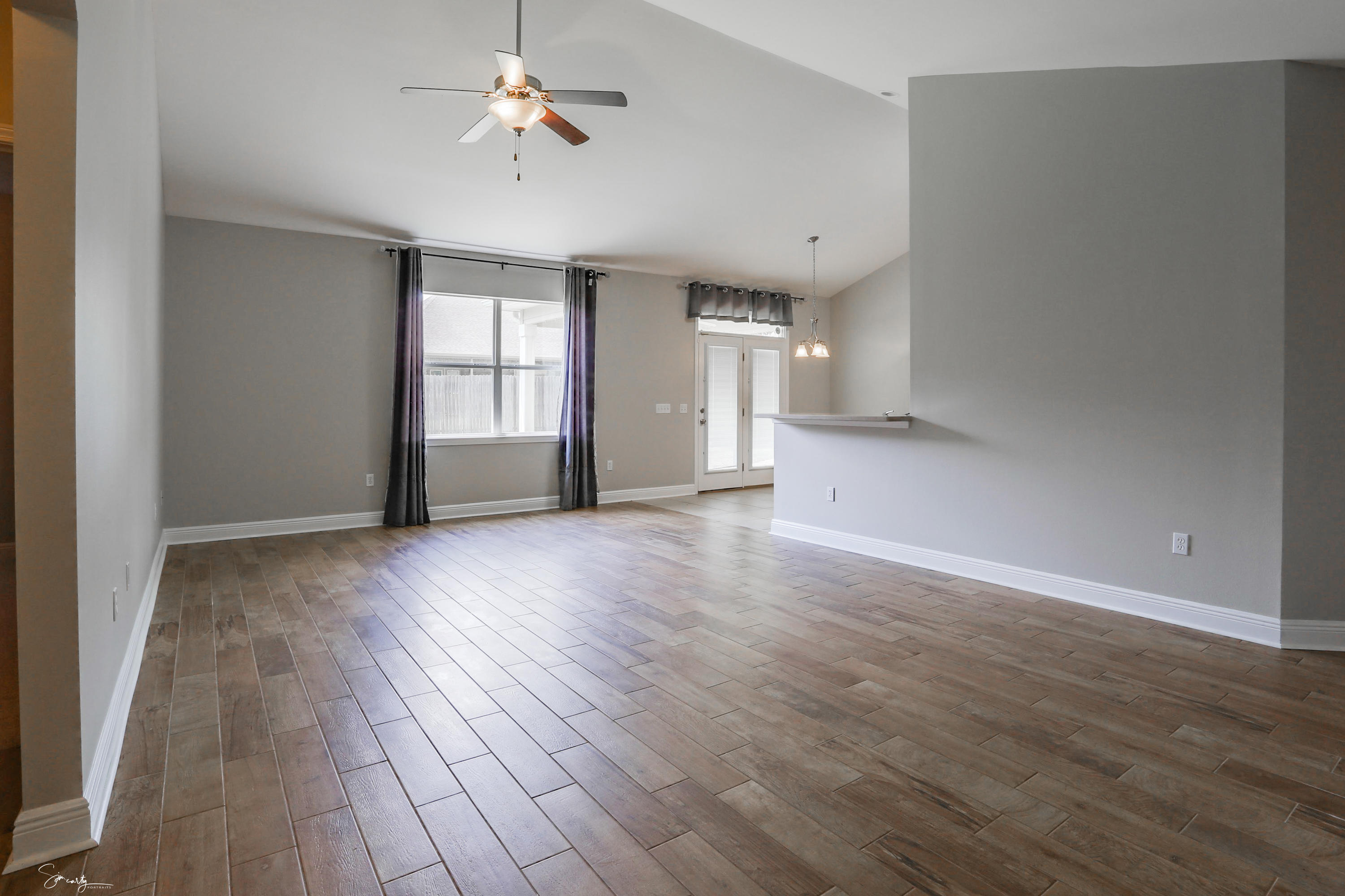 ROLLING RIDGE S/D - Residential