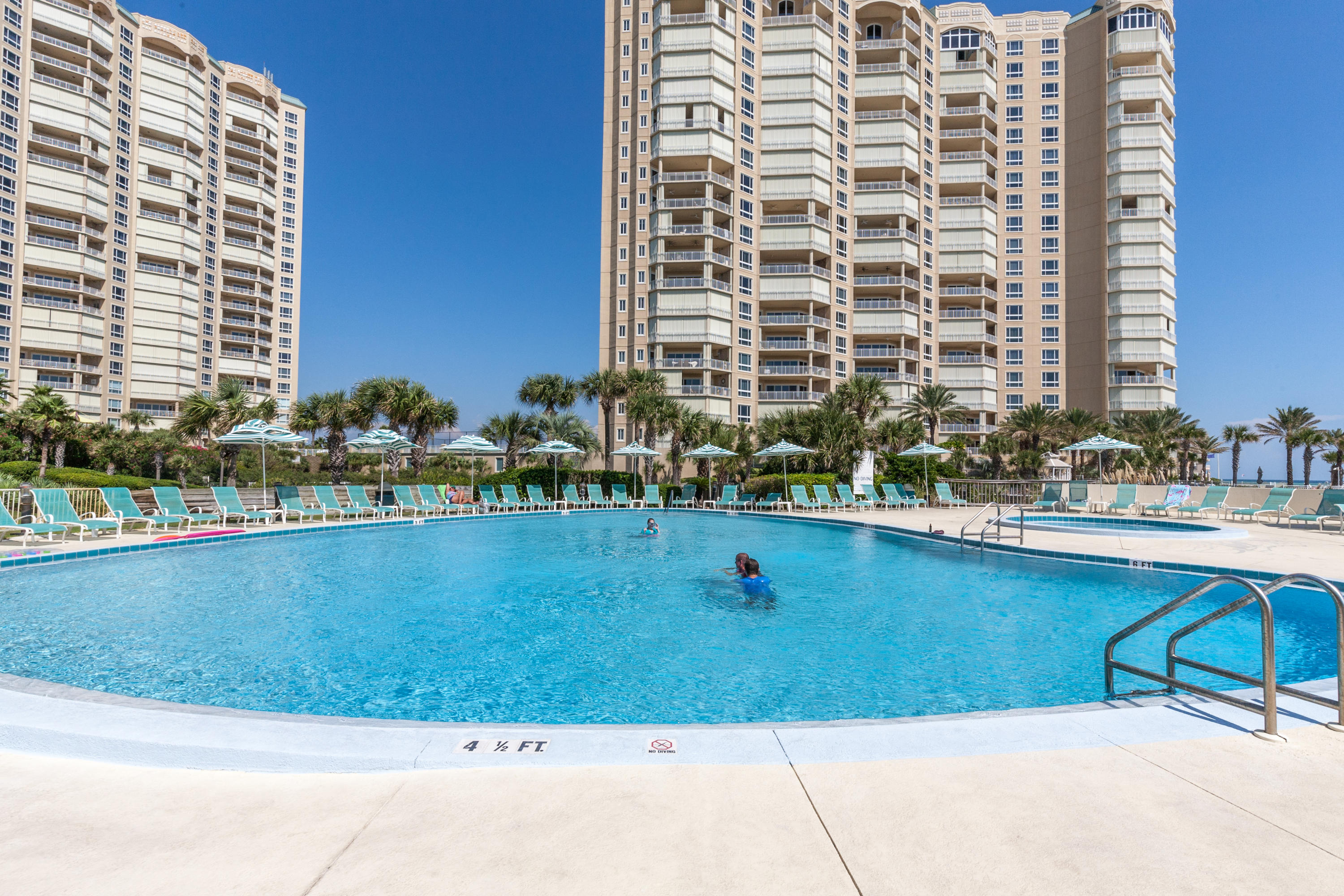 EDGEWATER BEACH CONDO PH 2 - Residential