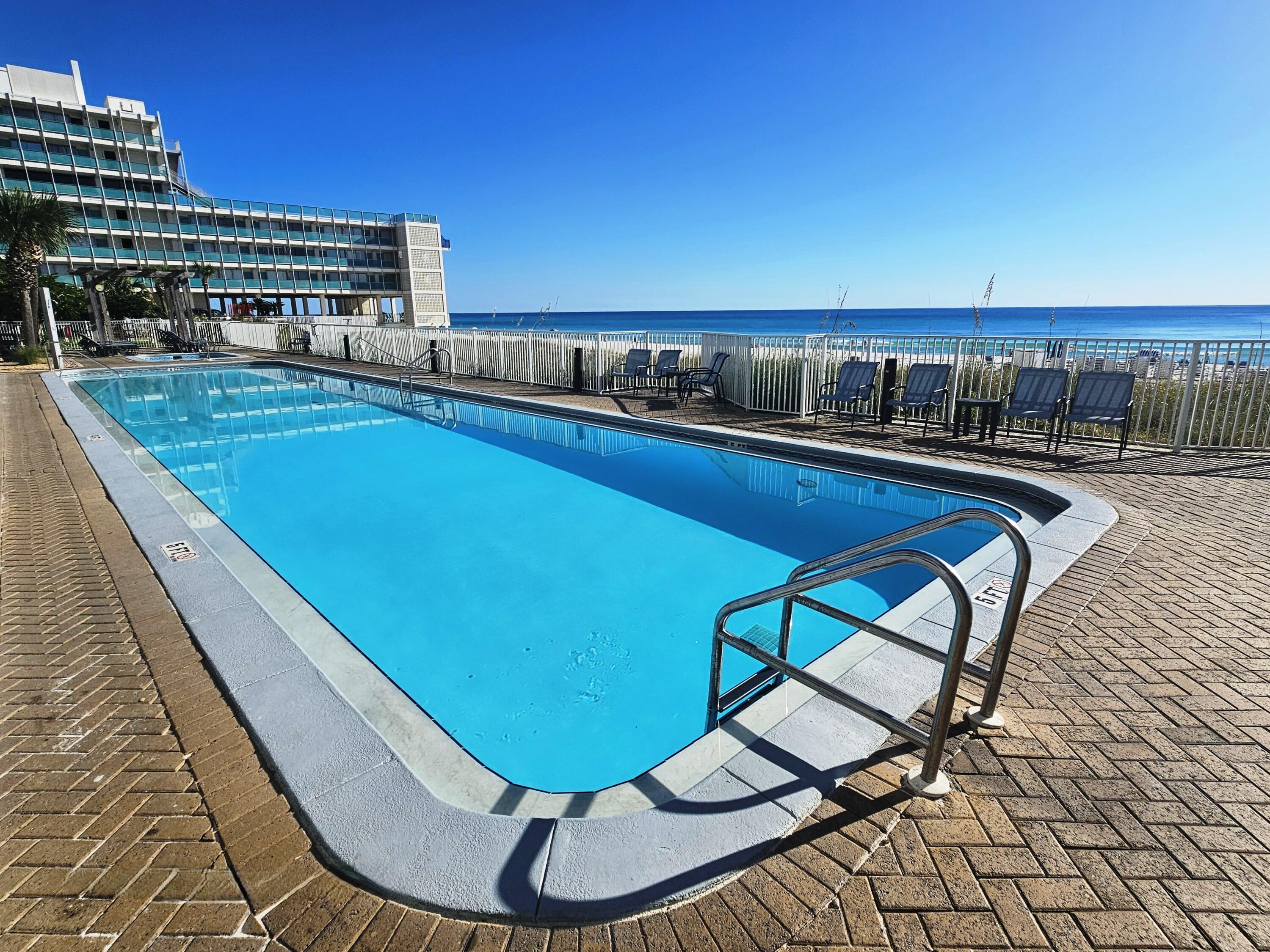 STERLING REEF - Residential