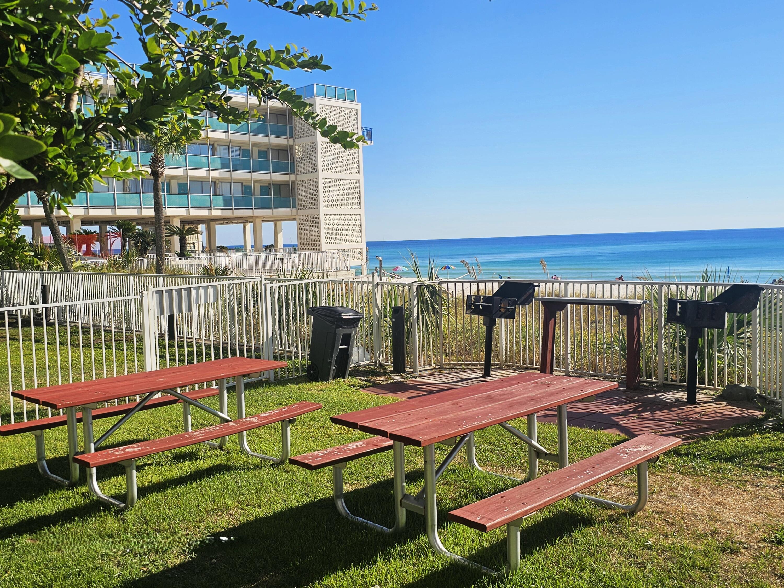 STERLING REEF - Residential