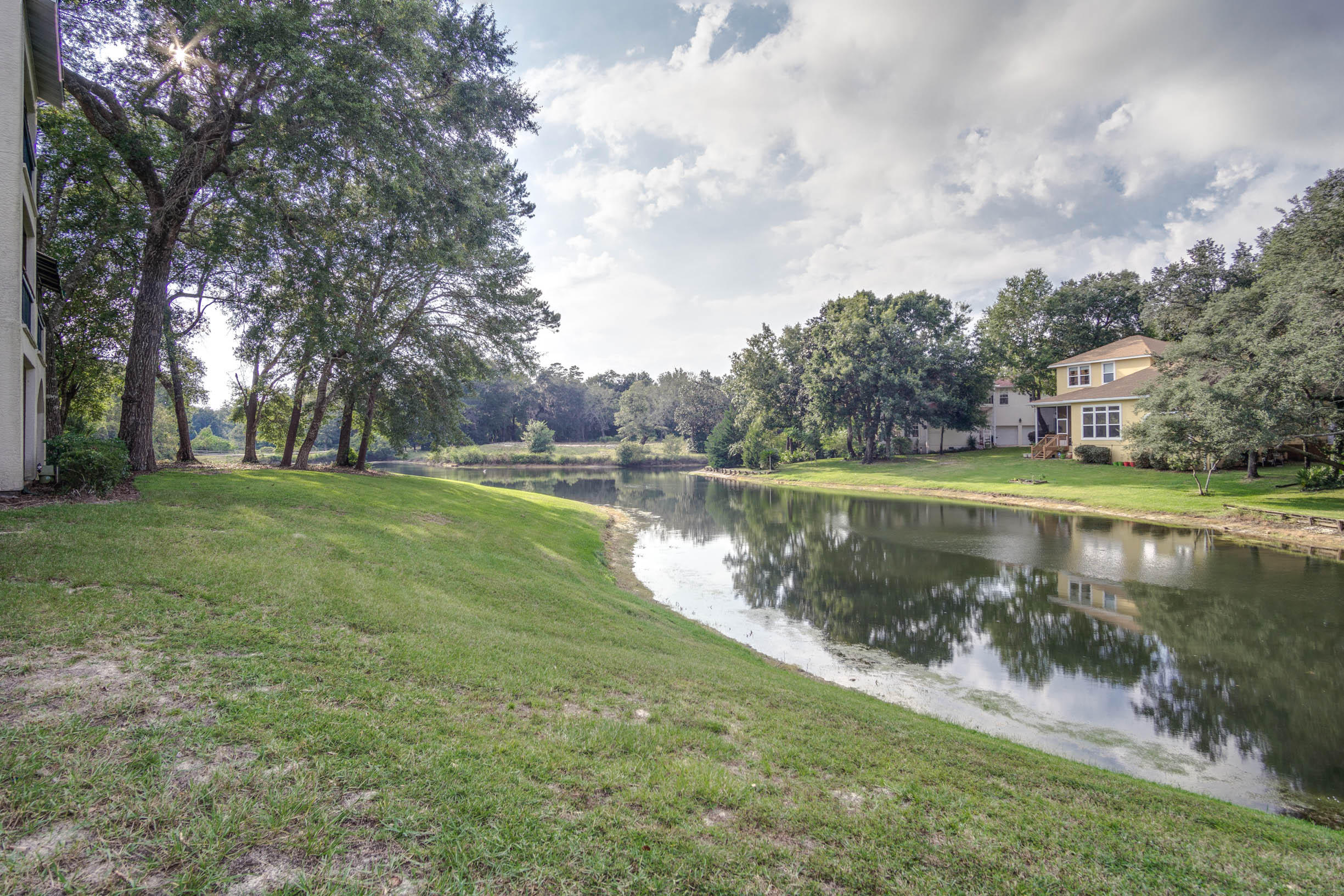 LAKESIDE CONDO AT BLUEWATER BAY - Residential
