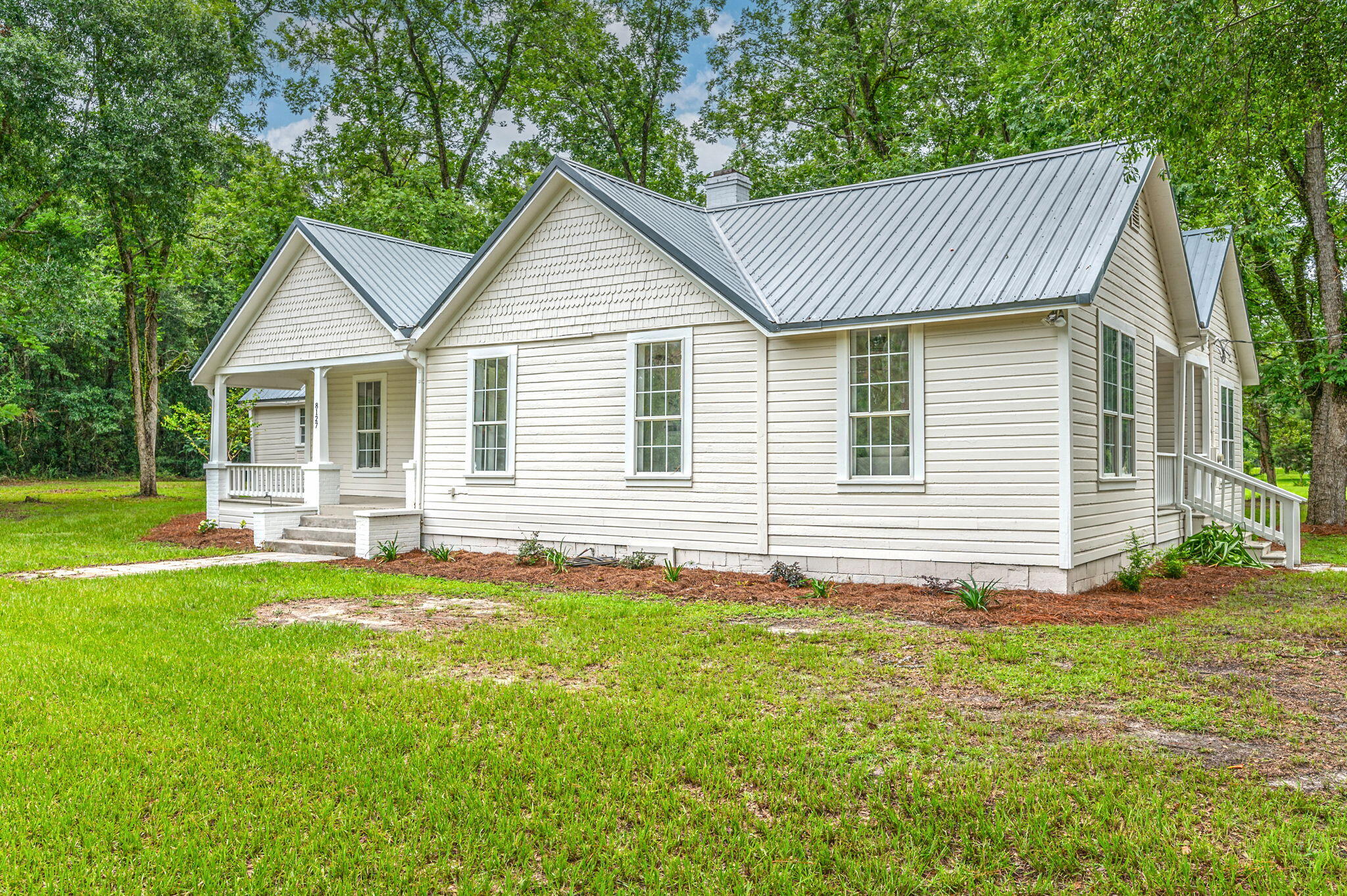 LAUREL HILL - Residential