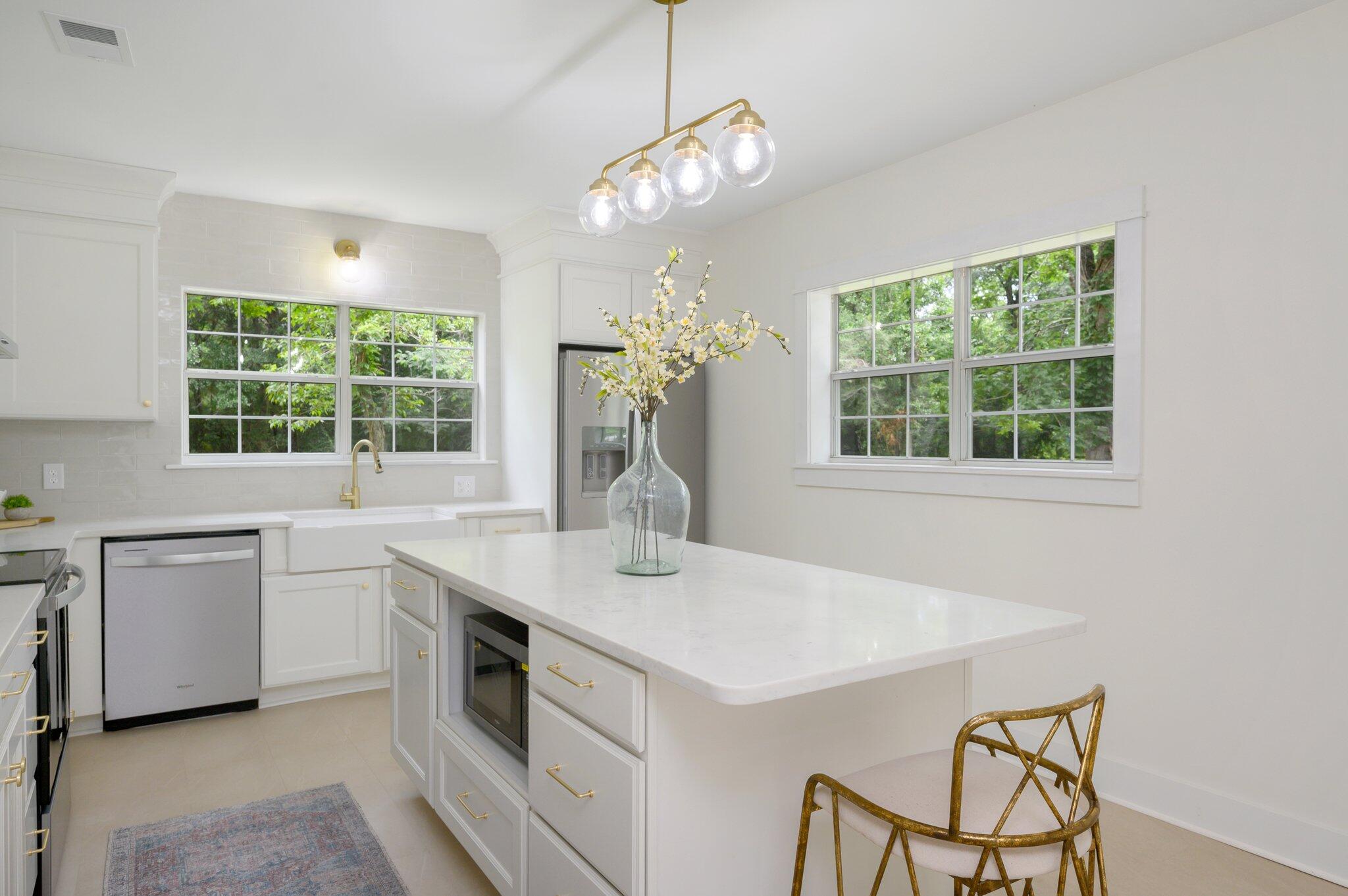 LAUREL HILL - Residential