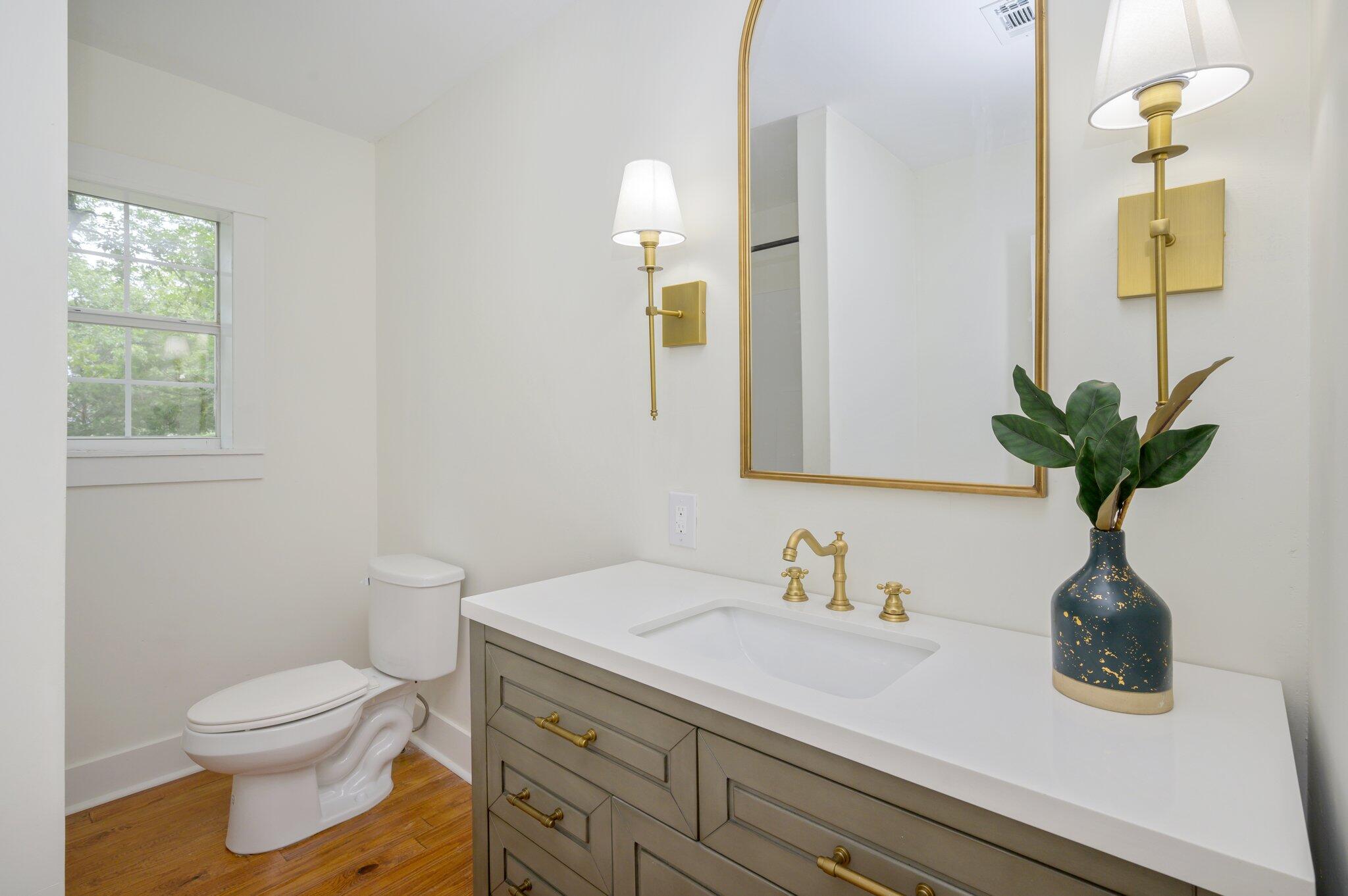 LAUREL HILL - Residential