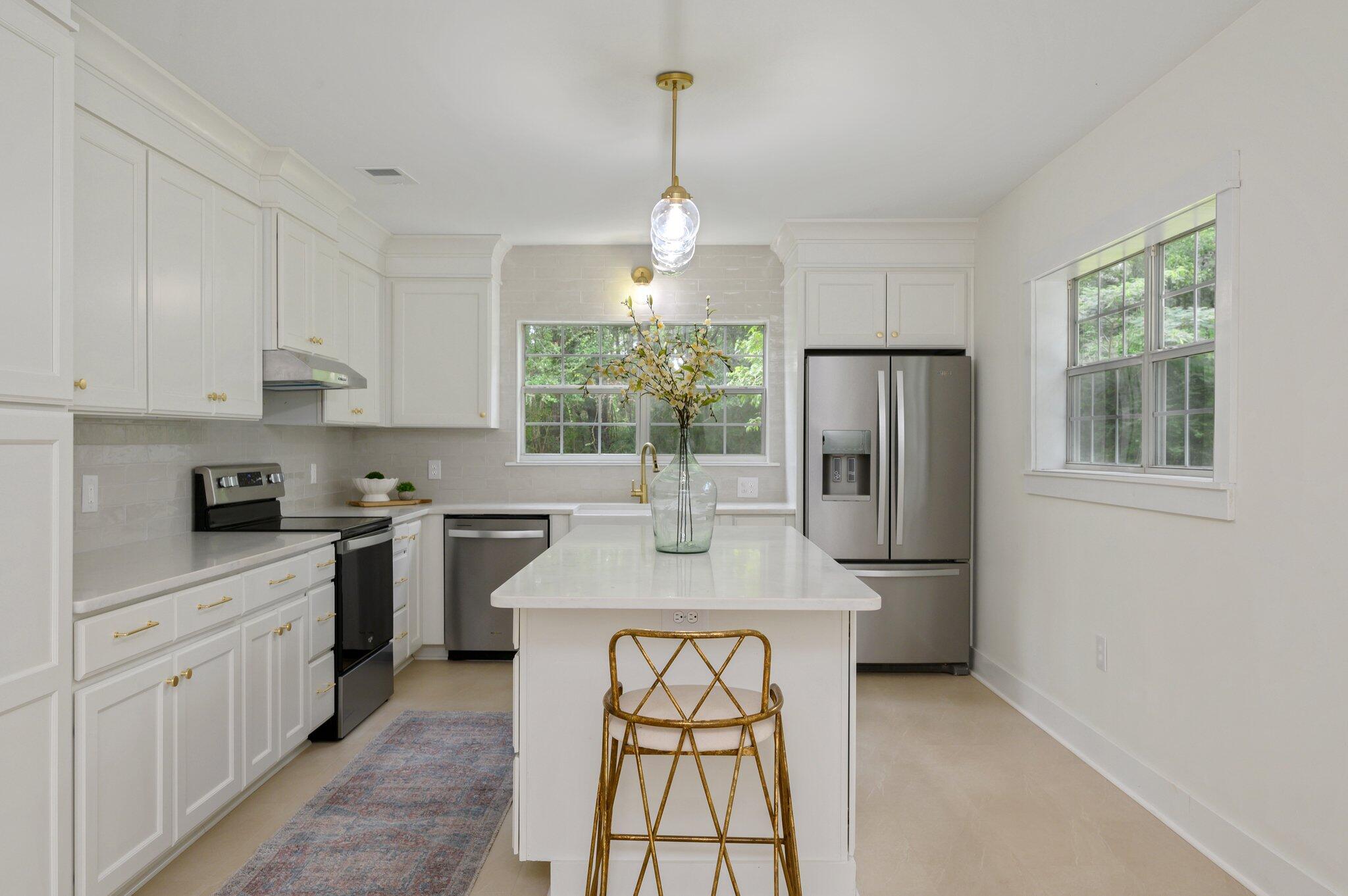 LAUREL HILL - Residential