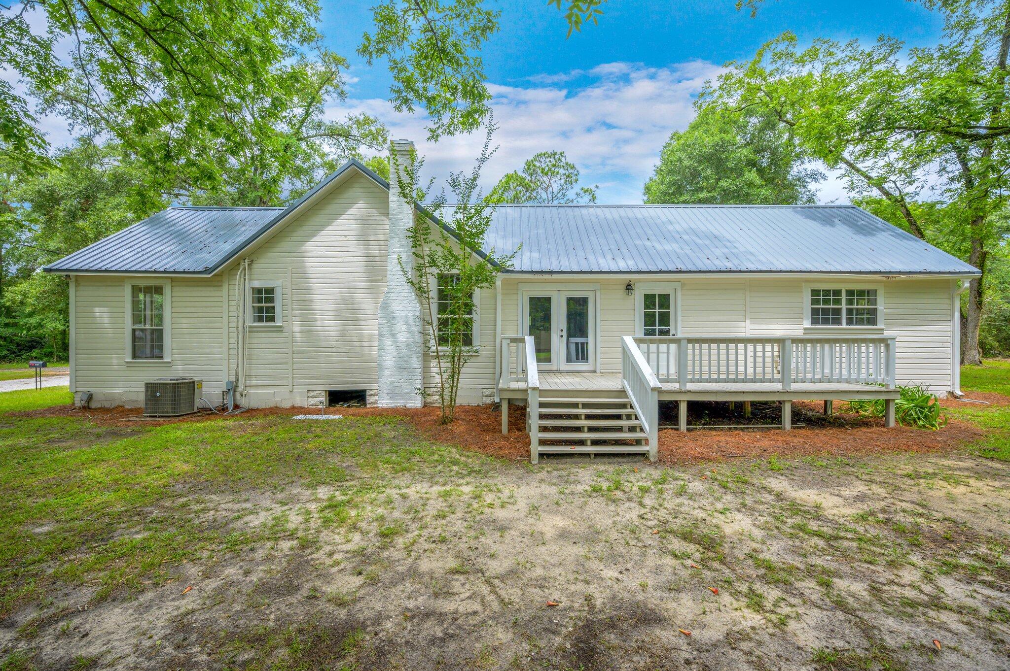 LAUREL HILL - Residential