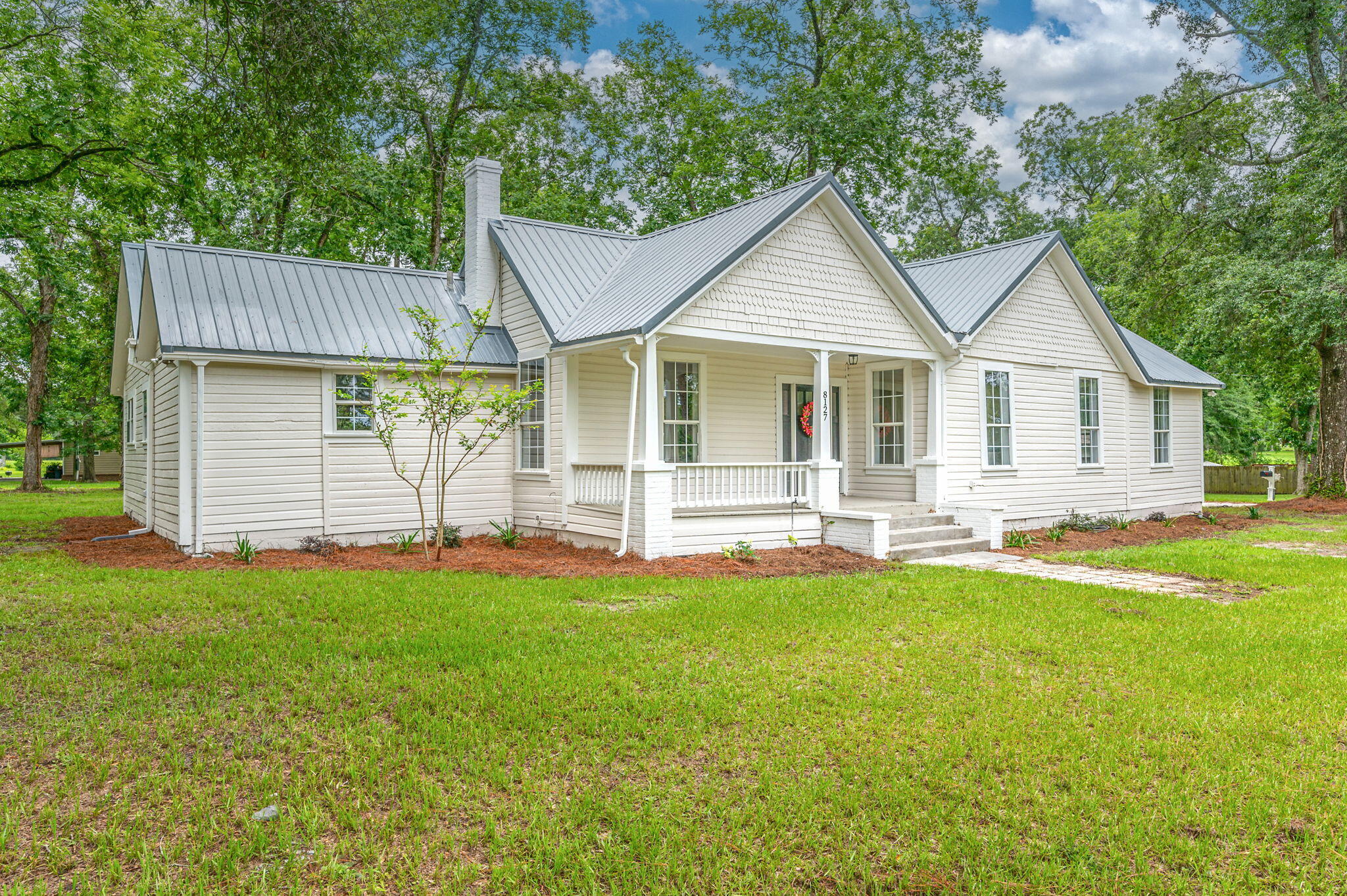 LAUREL HILL - Residential