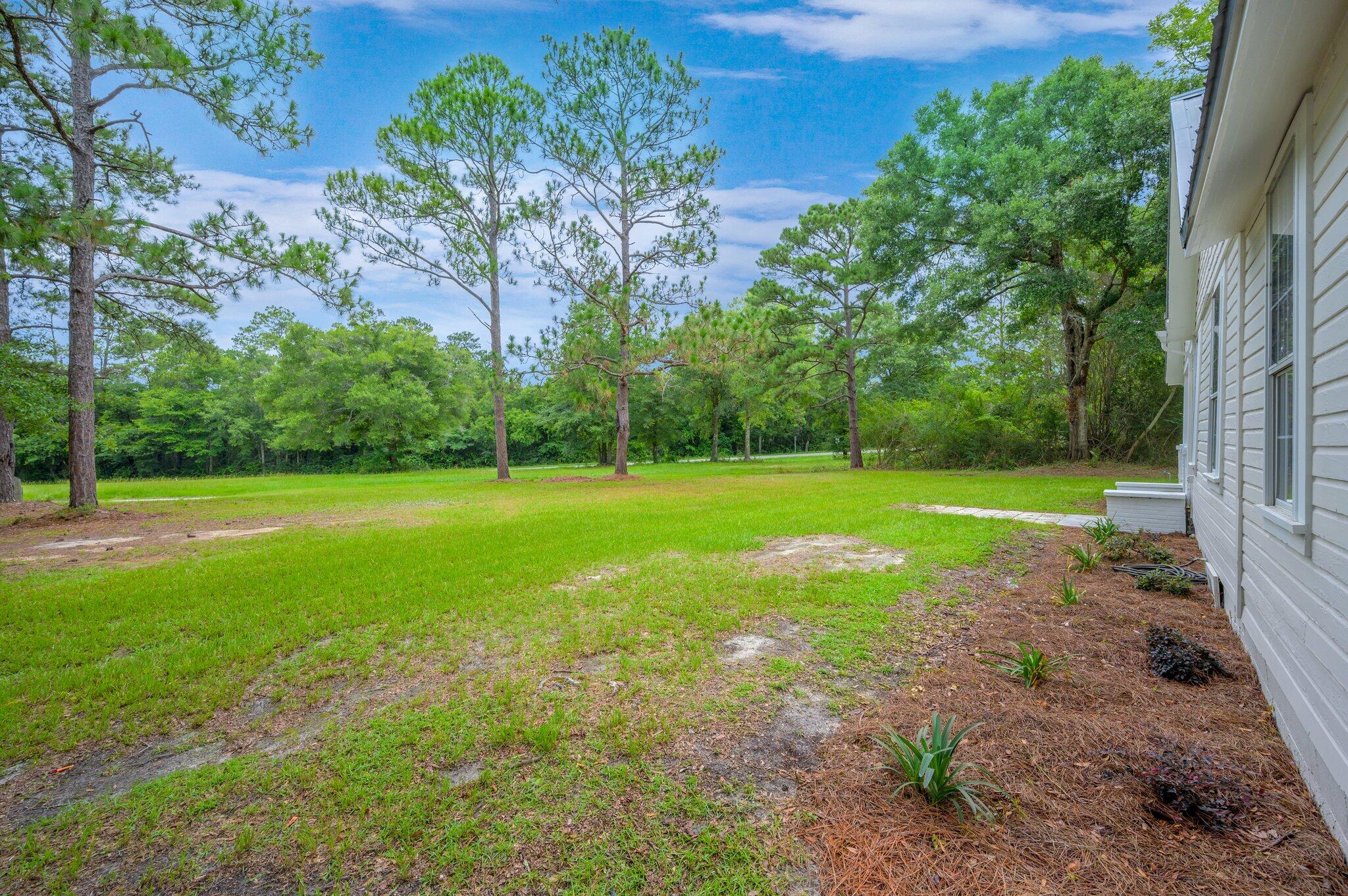 LAUREL HILL - Residential