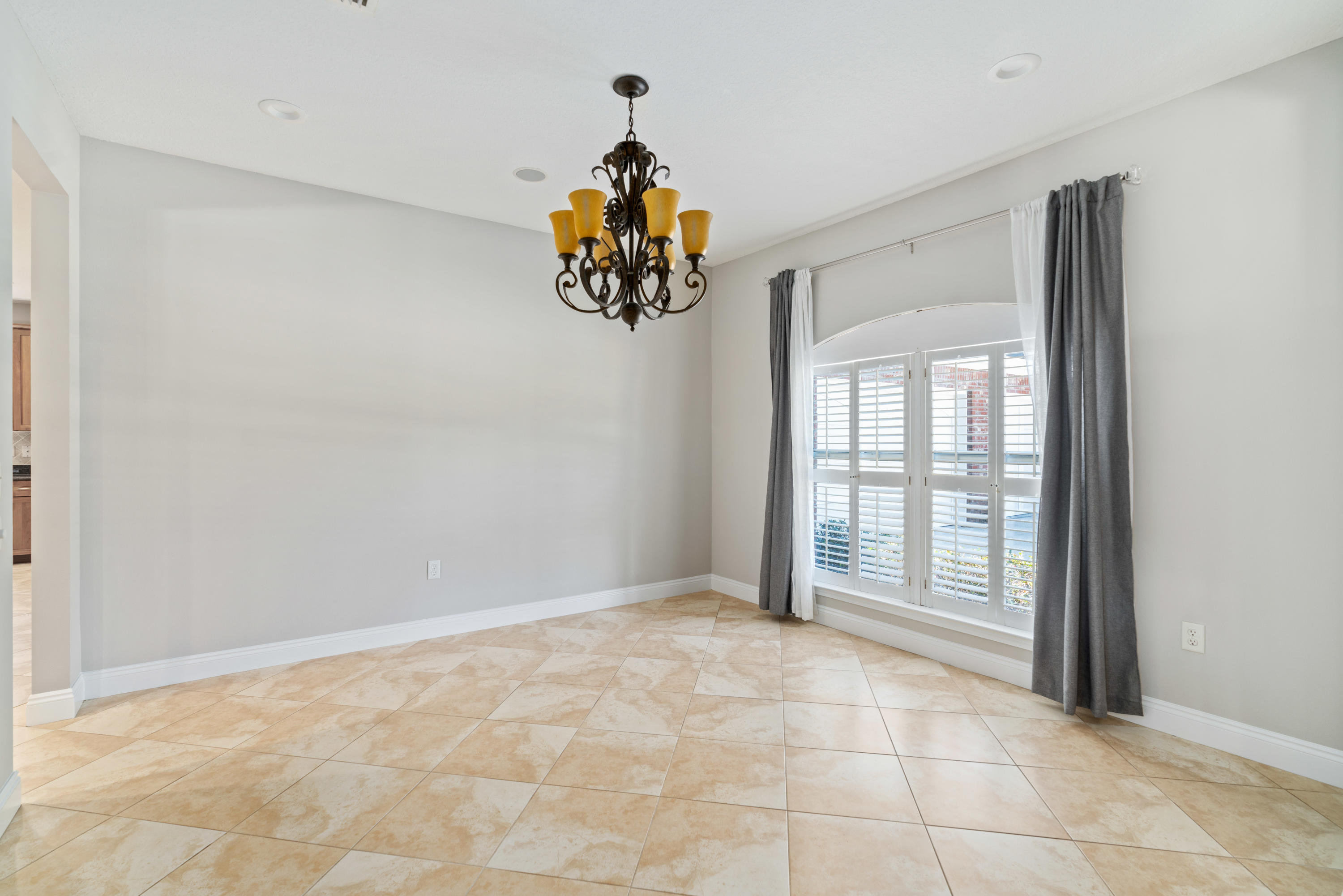 CANO ESTATES - Residential