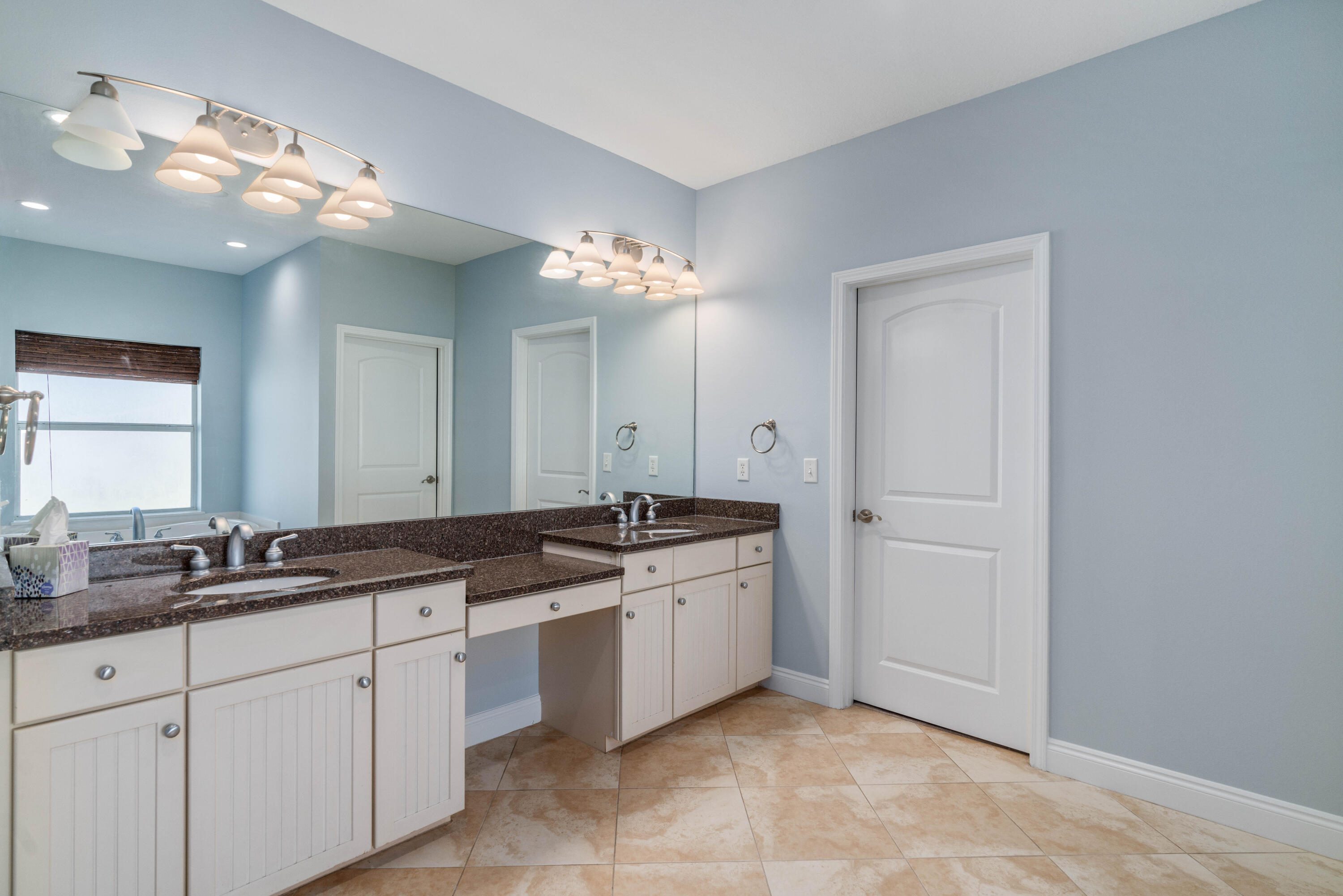 CANO ESTATES - Residential