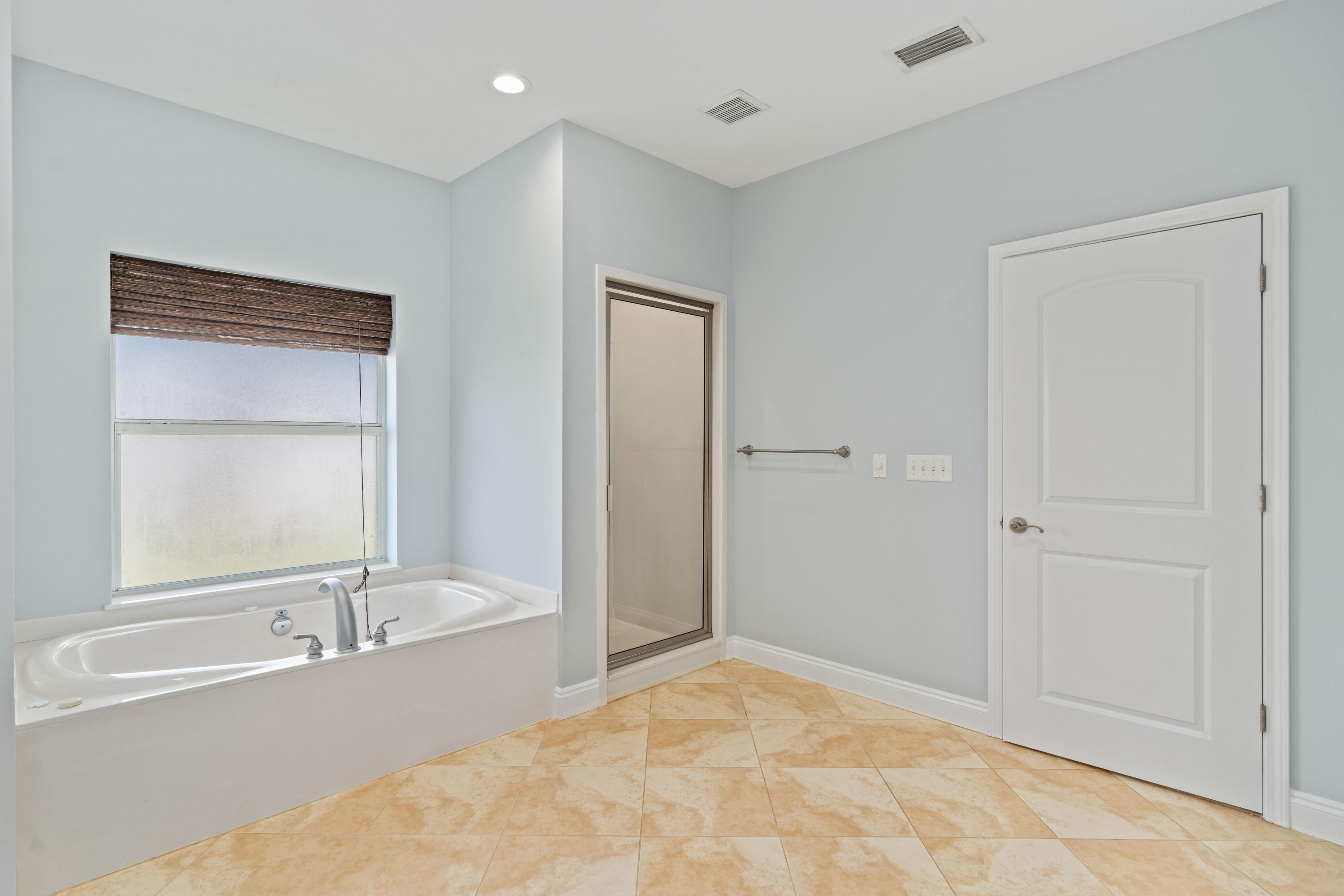 CANO ESTATES - Residential