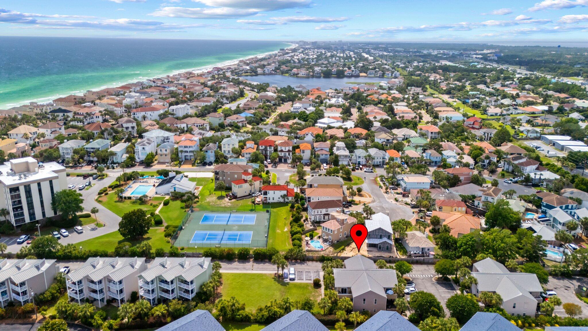 BEACH POINTE - Residential