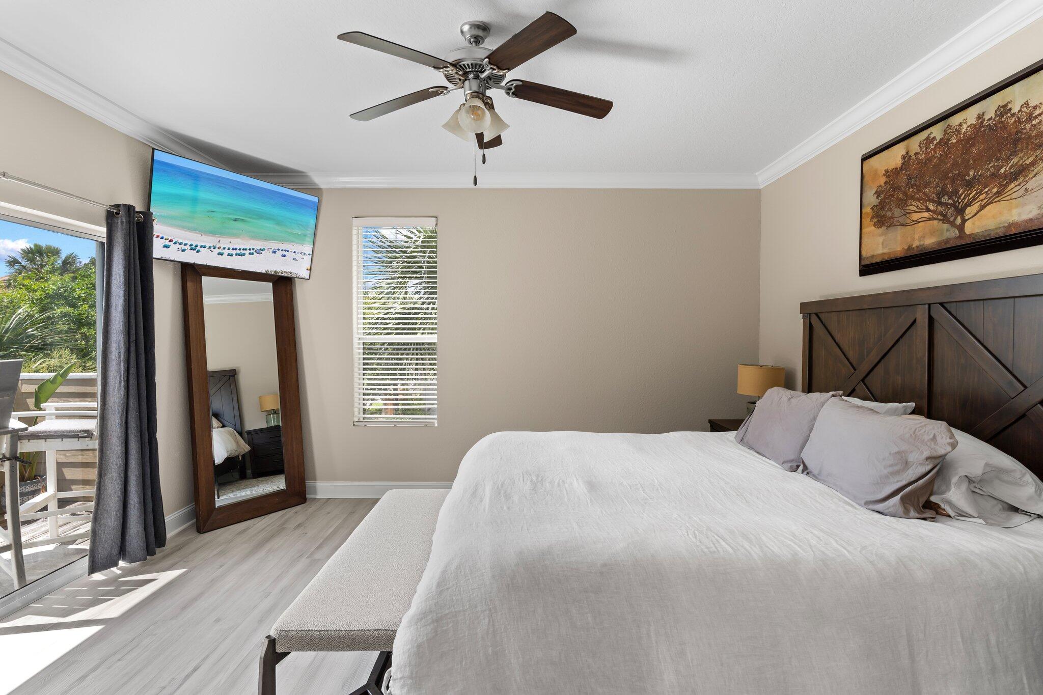 BEACH POINTE - Residential