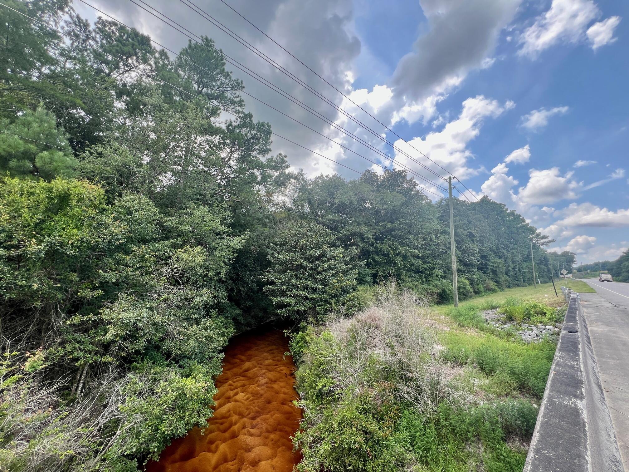 METES & BOUNDS - Land