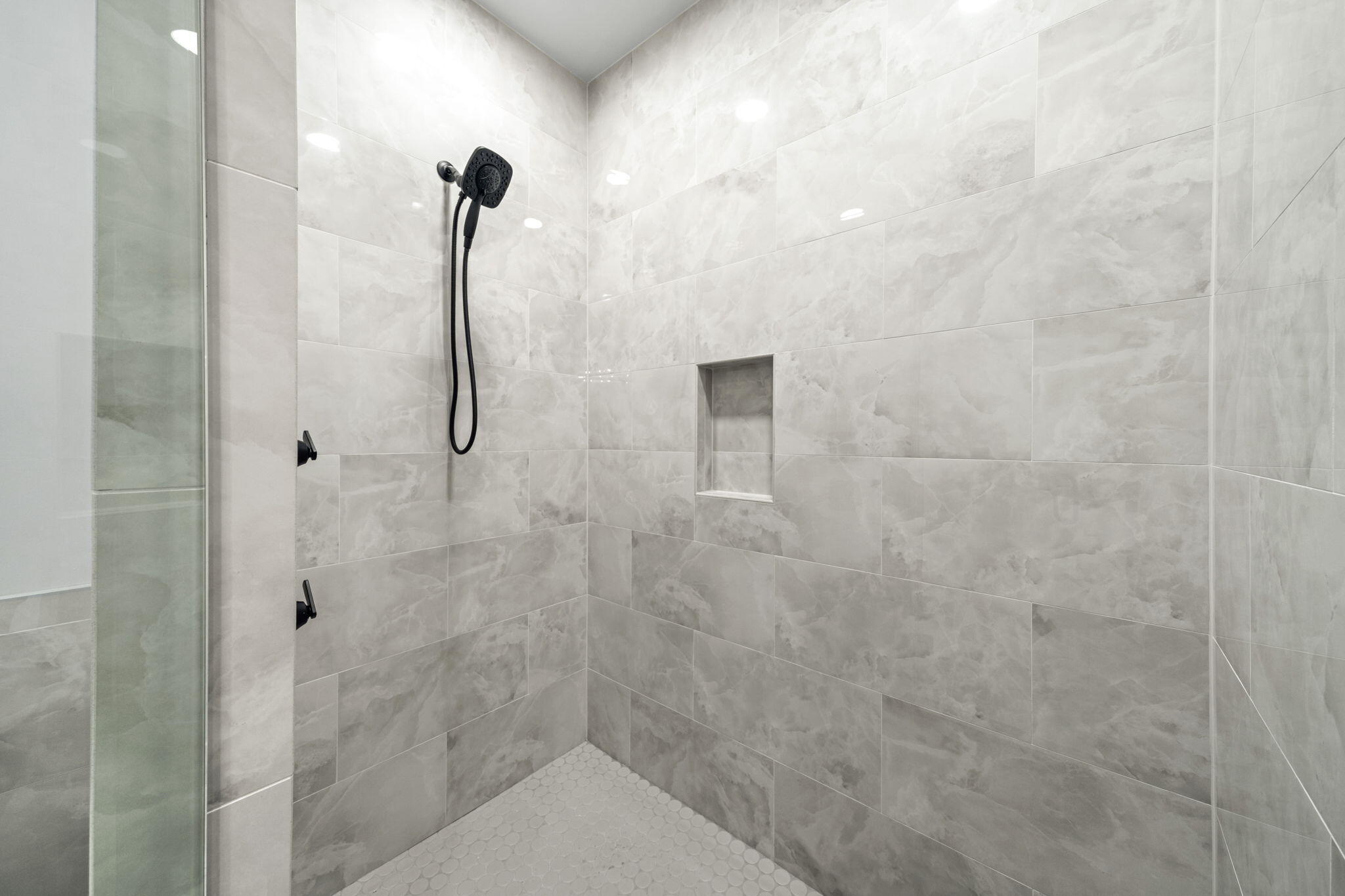 GRAYTON BAYOU - Residential