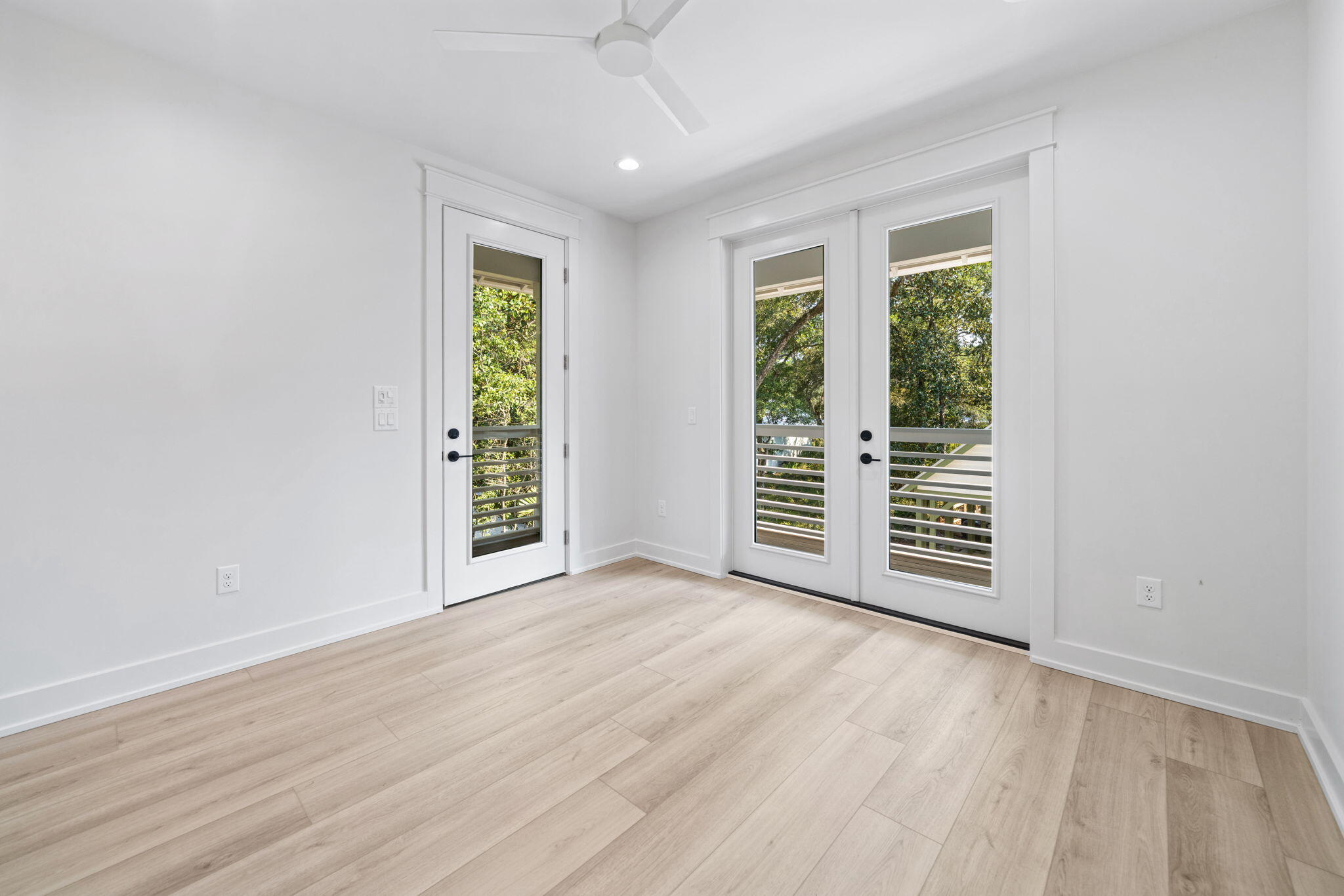 GRAYTON BAYOU - Residential