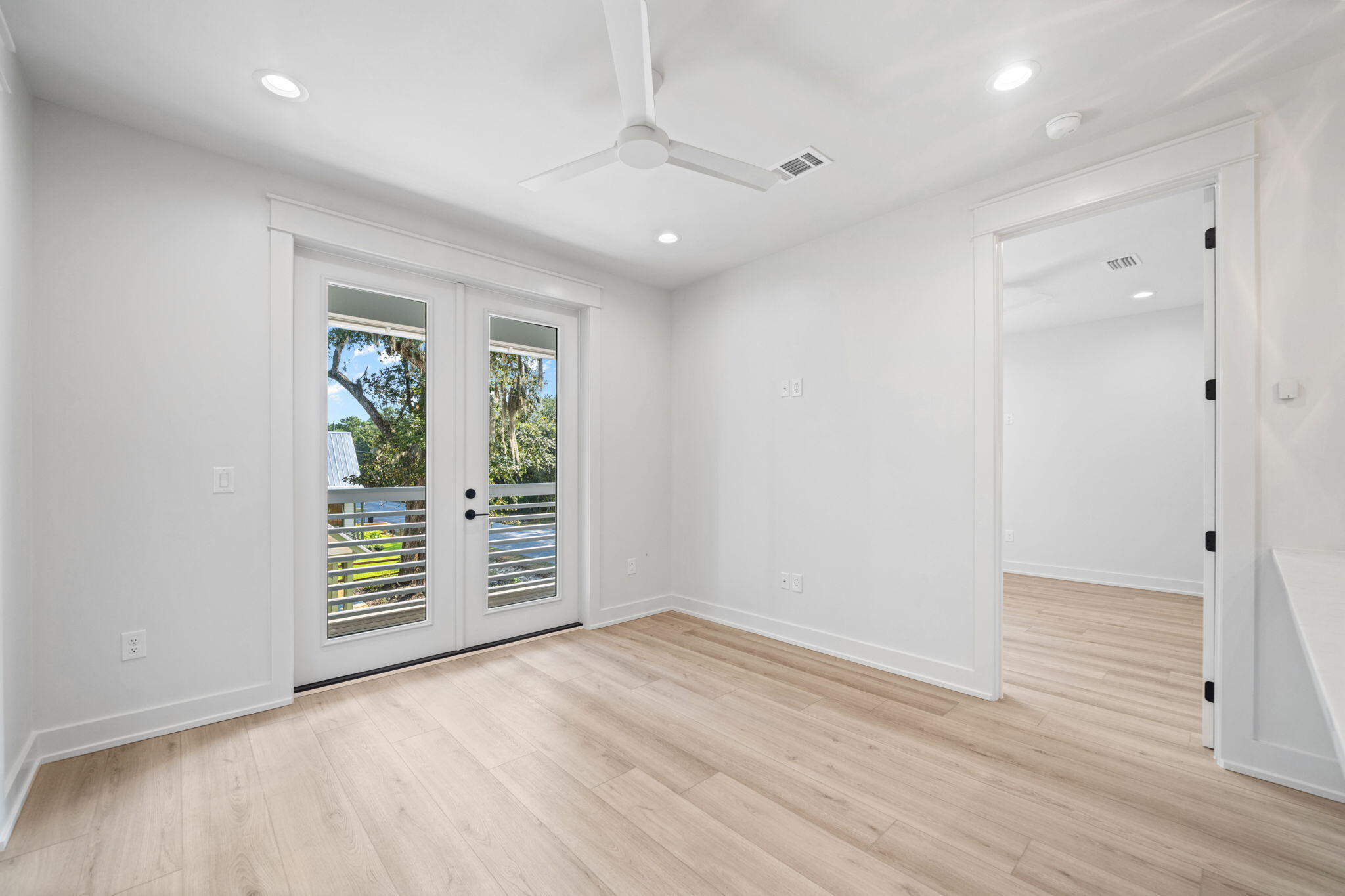 GRAYTON BAYOU - Residential