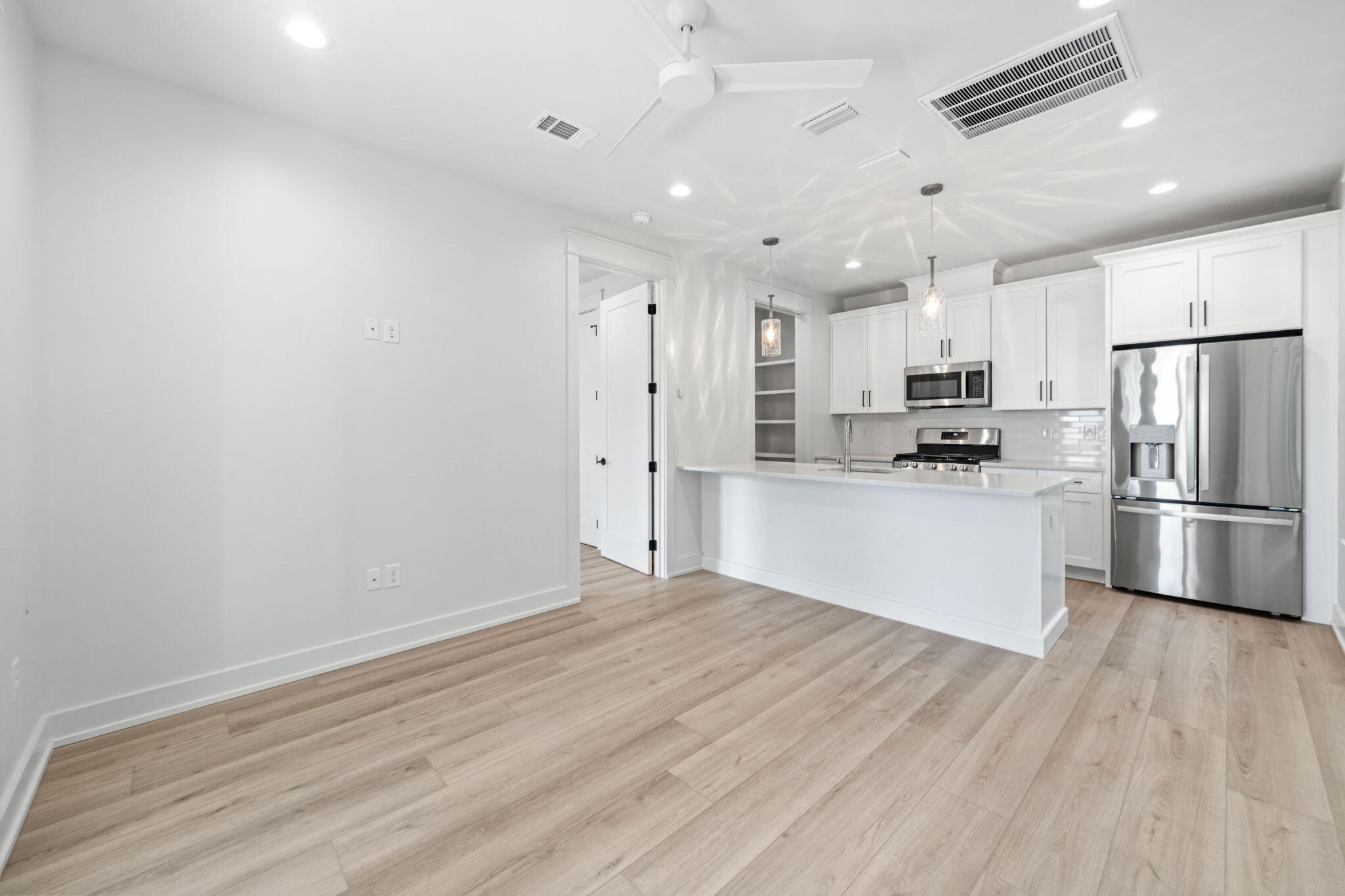 GRAYTON BAYOU - Residential
