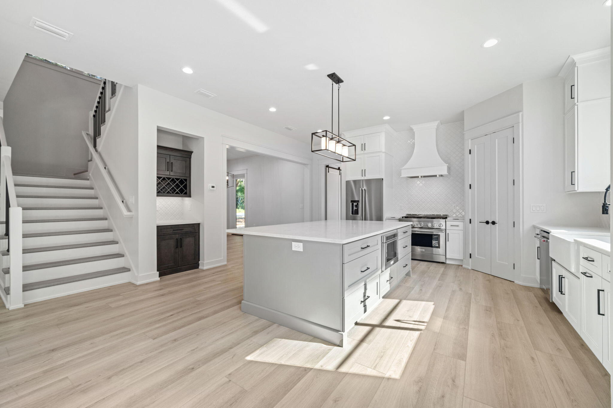 GRAYTON BAYOU - Residential