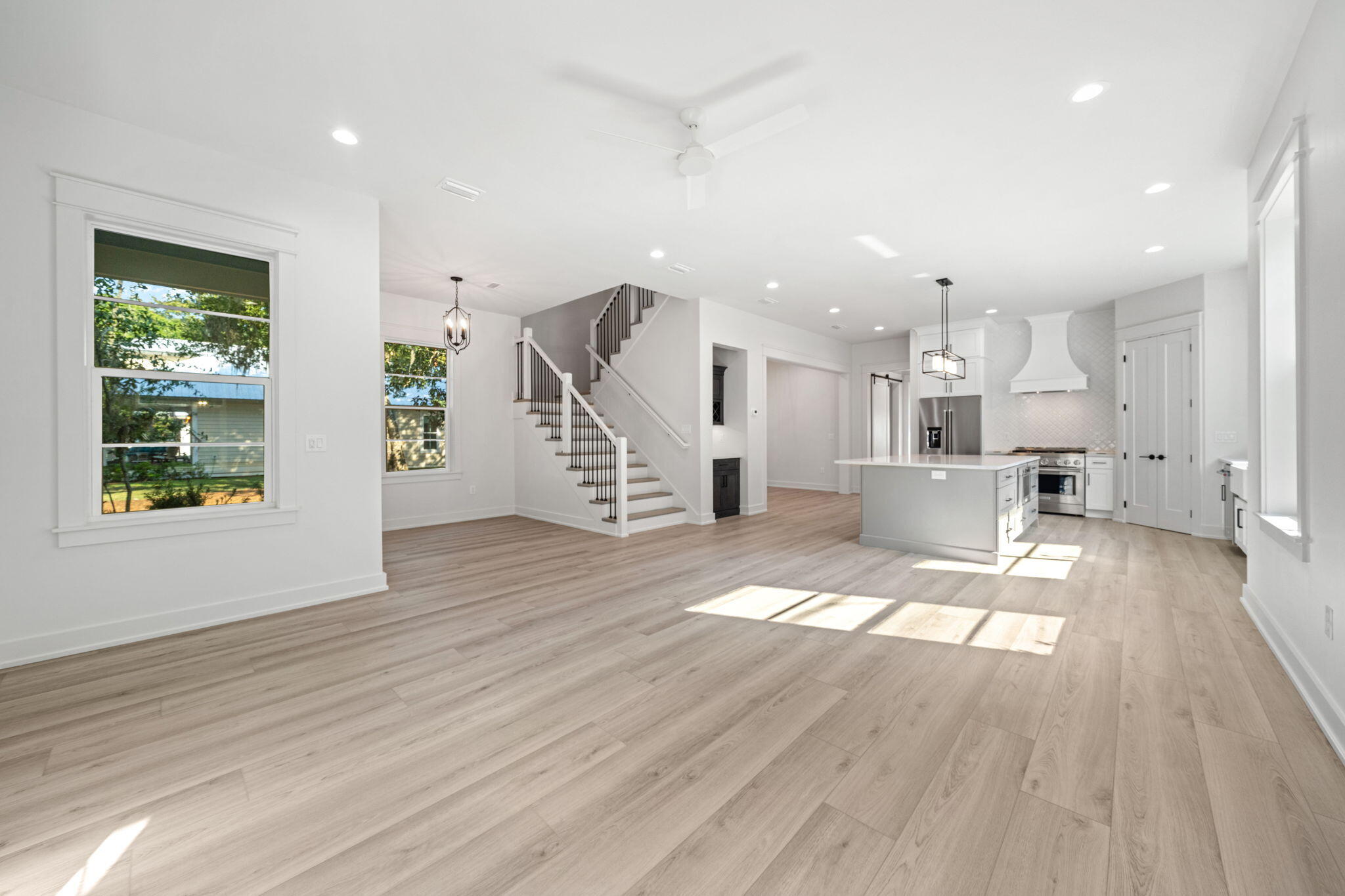 GRAYTON BAYOU - Residential