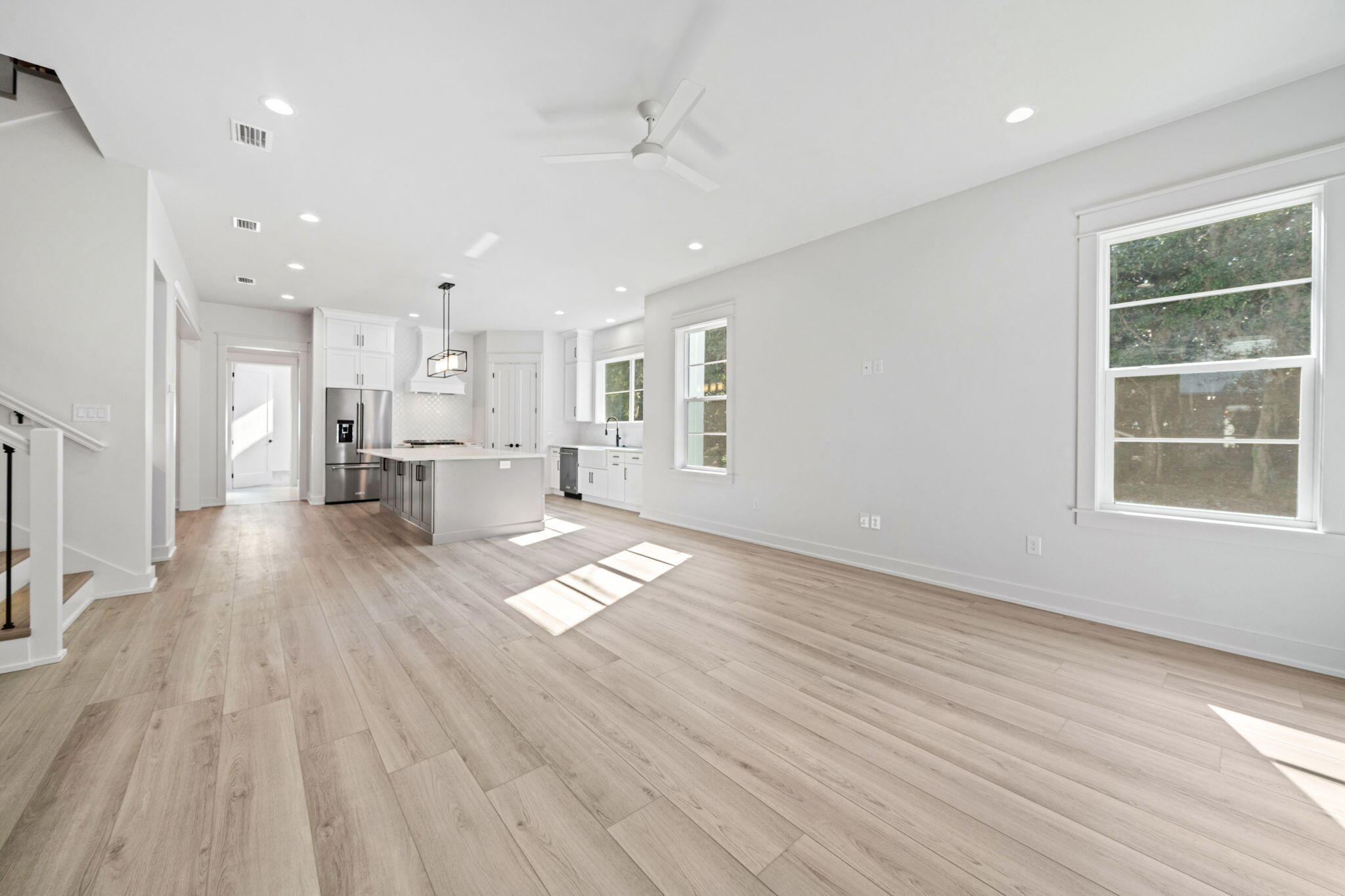 GRAYTON BAYOU - Residential