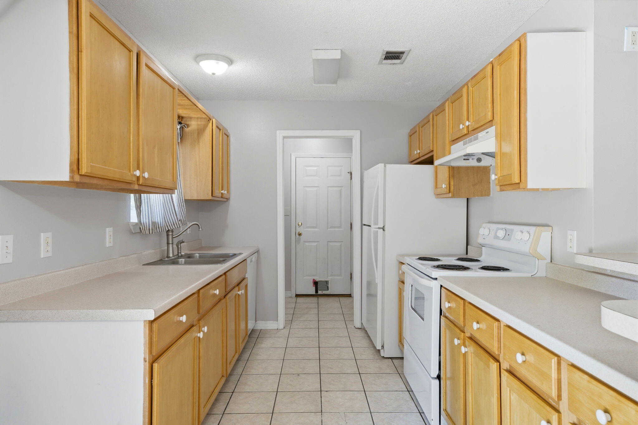 NONESUCH WAY - Residential