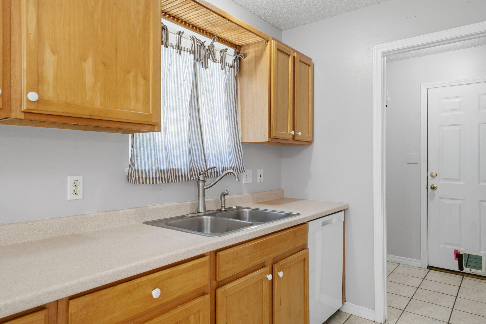 NONESUCH WAY - Residential