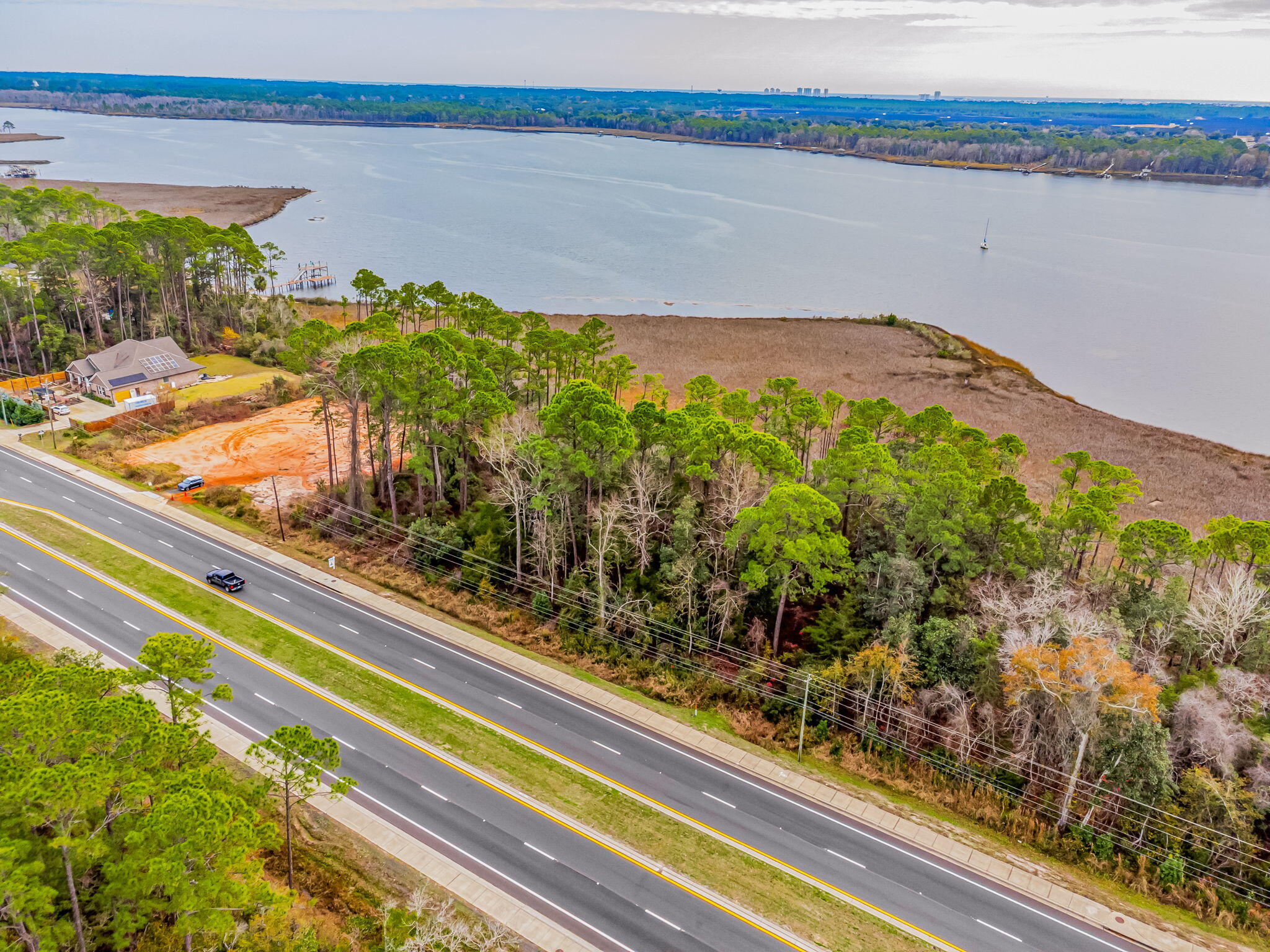 Holley/Navarre - Land