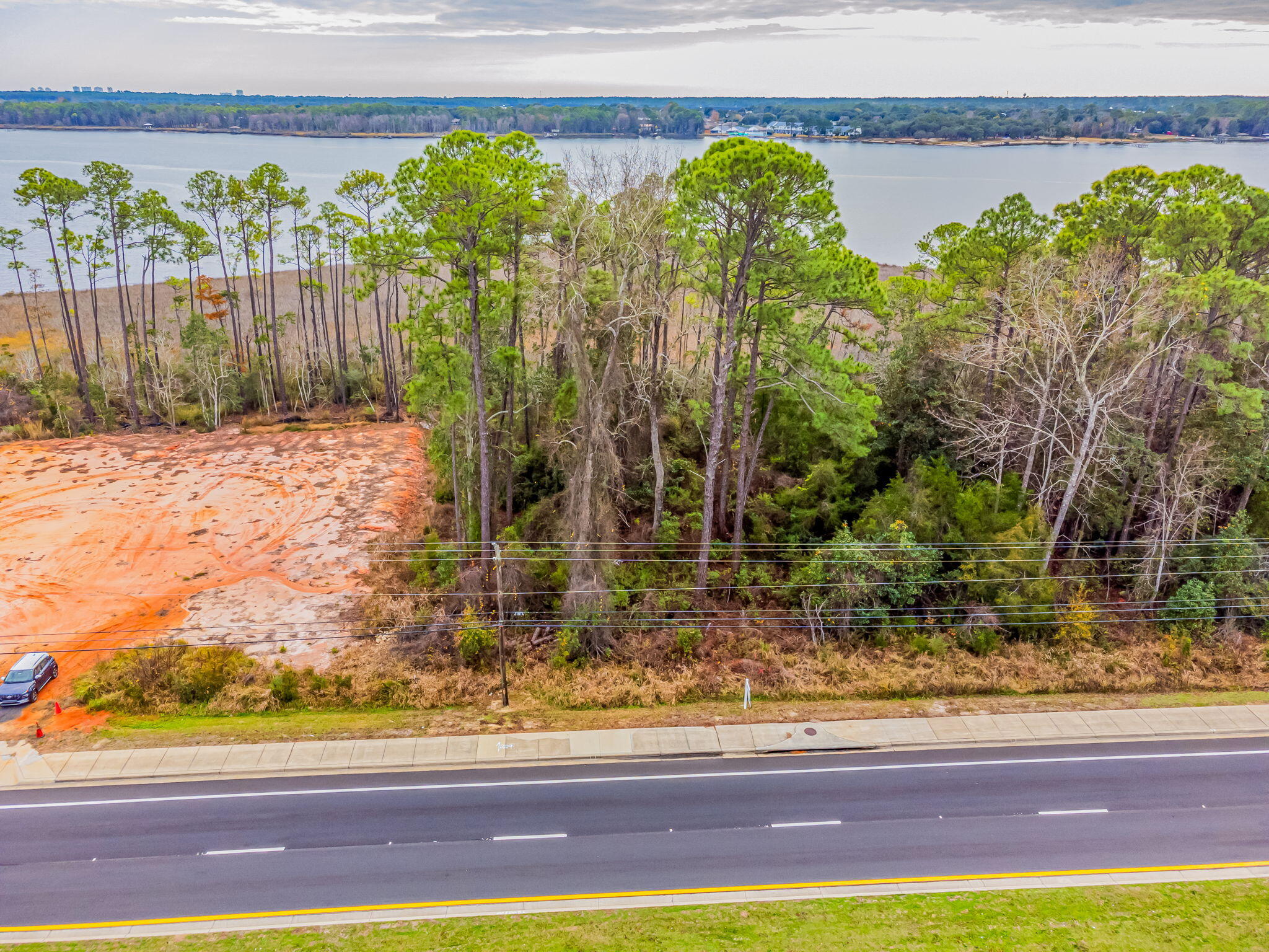 Holley/Navarre - Land