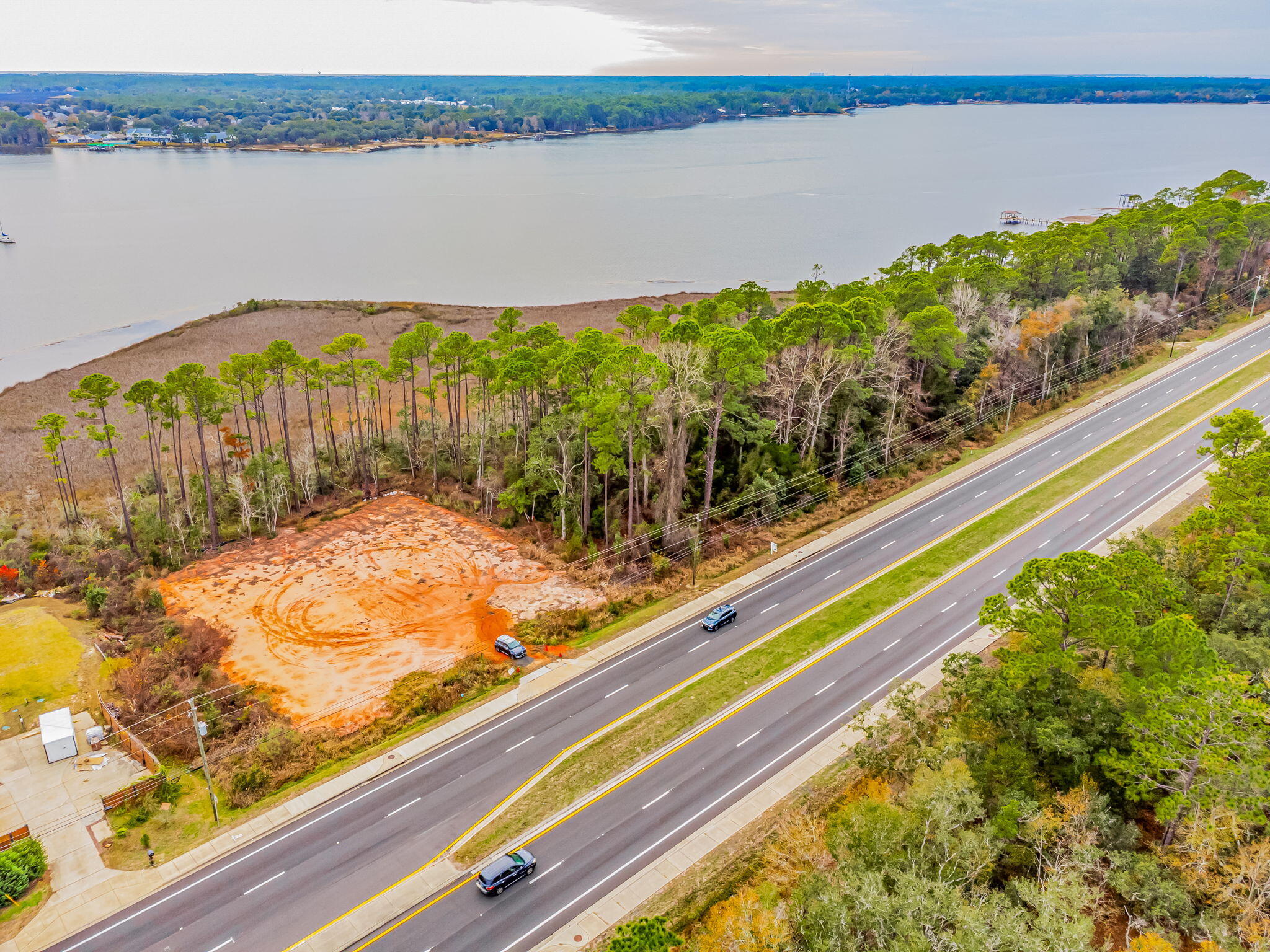 Holley/Navarre - Land