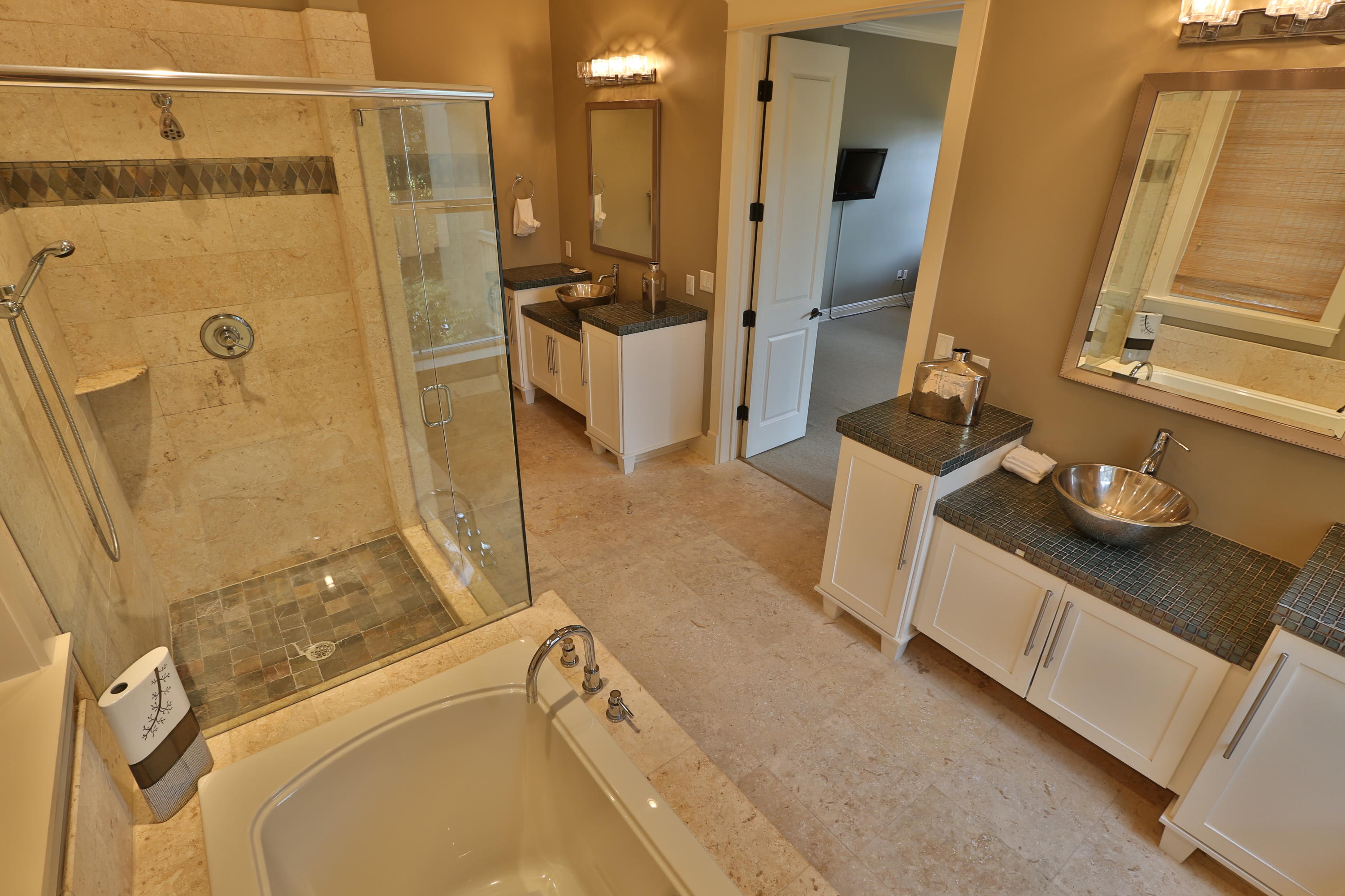 CREEKVIEW - Residential